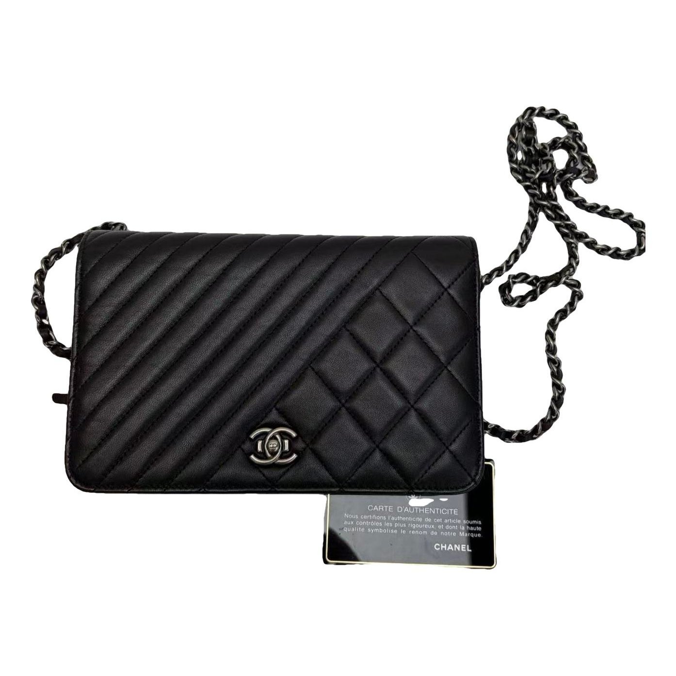 Wallet On Chain Boy leather crossbody bag