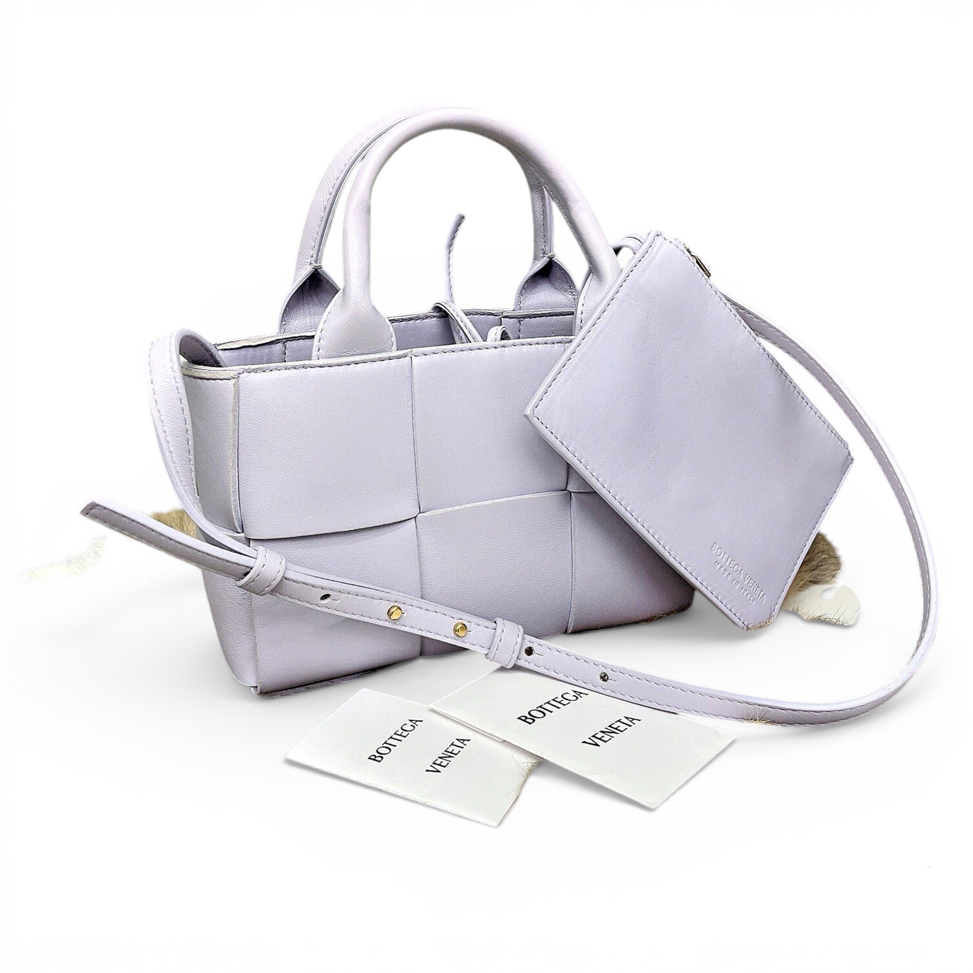 Leather handbag