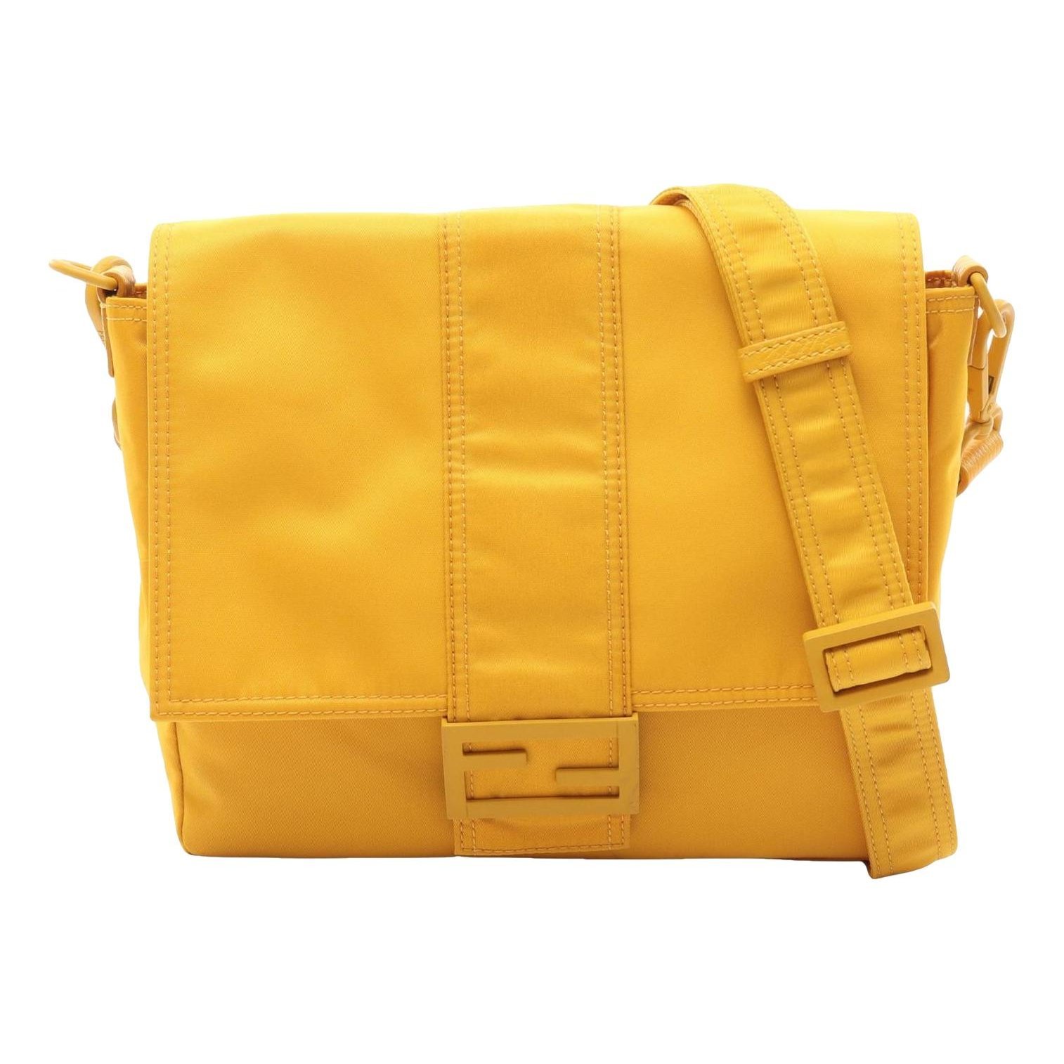 Baguette leather handbag