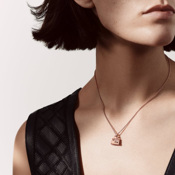Sans Coloris Amulettes Birkin Pendant