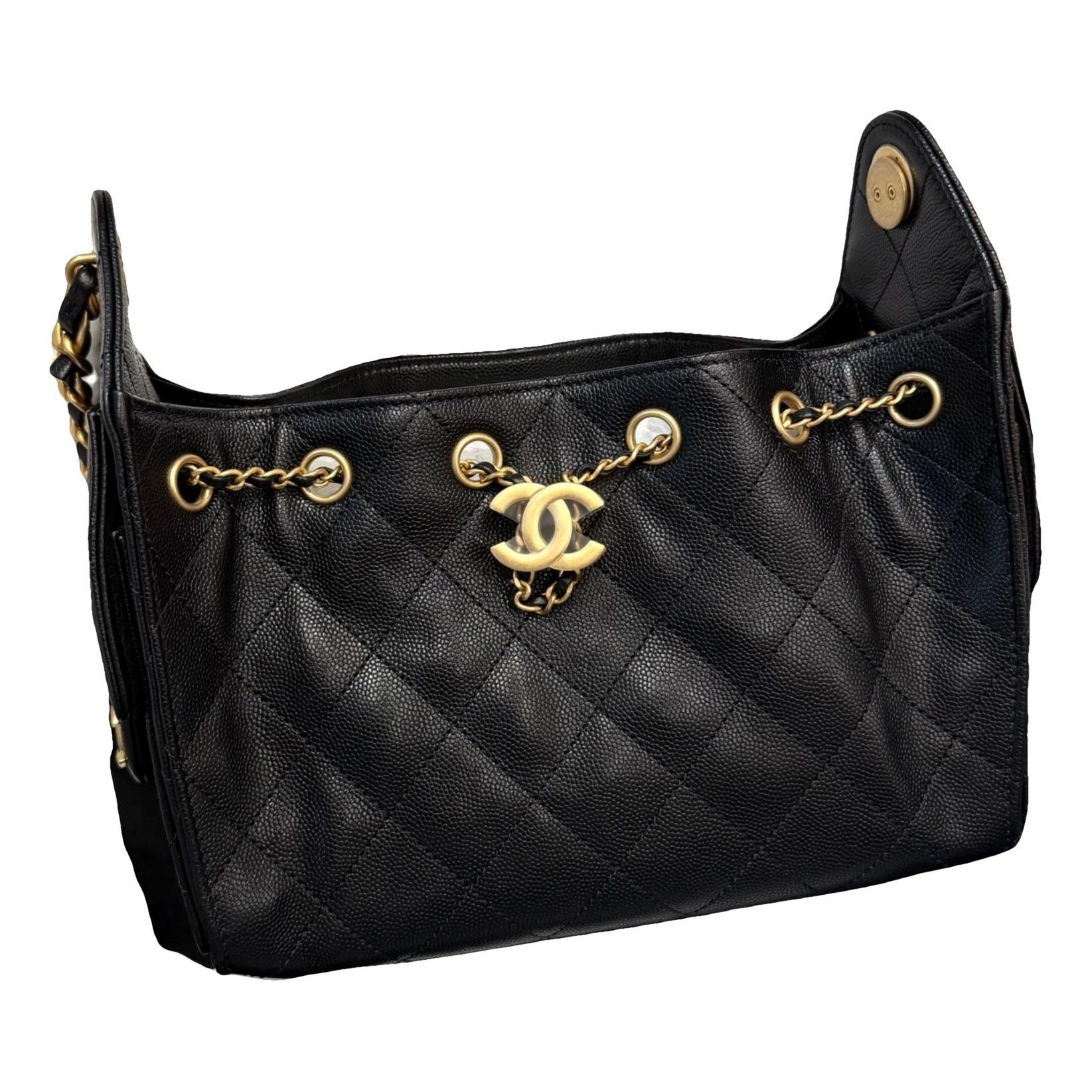 Chanel 25 leather crossbody bag