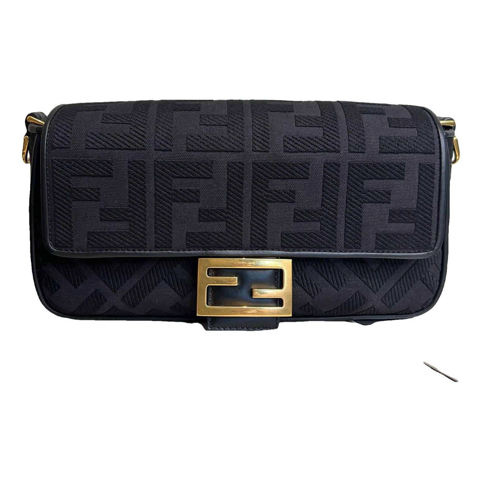 Baguette cloth handbag