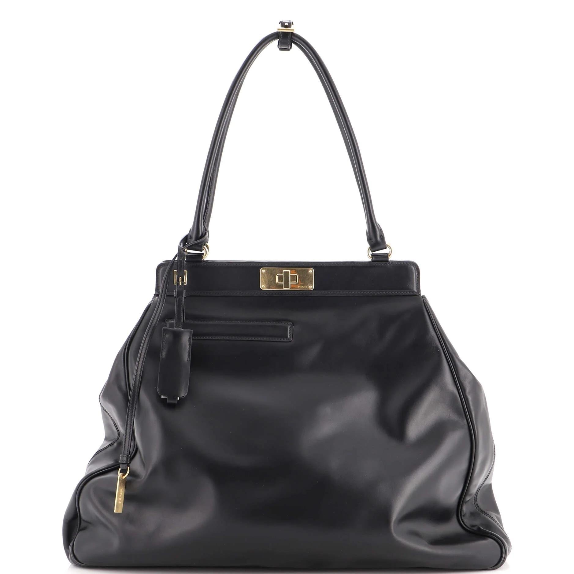 Leather tote