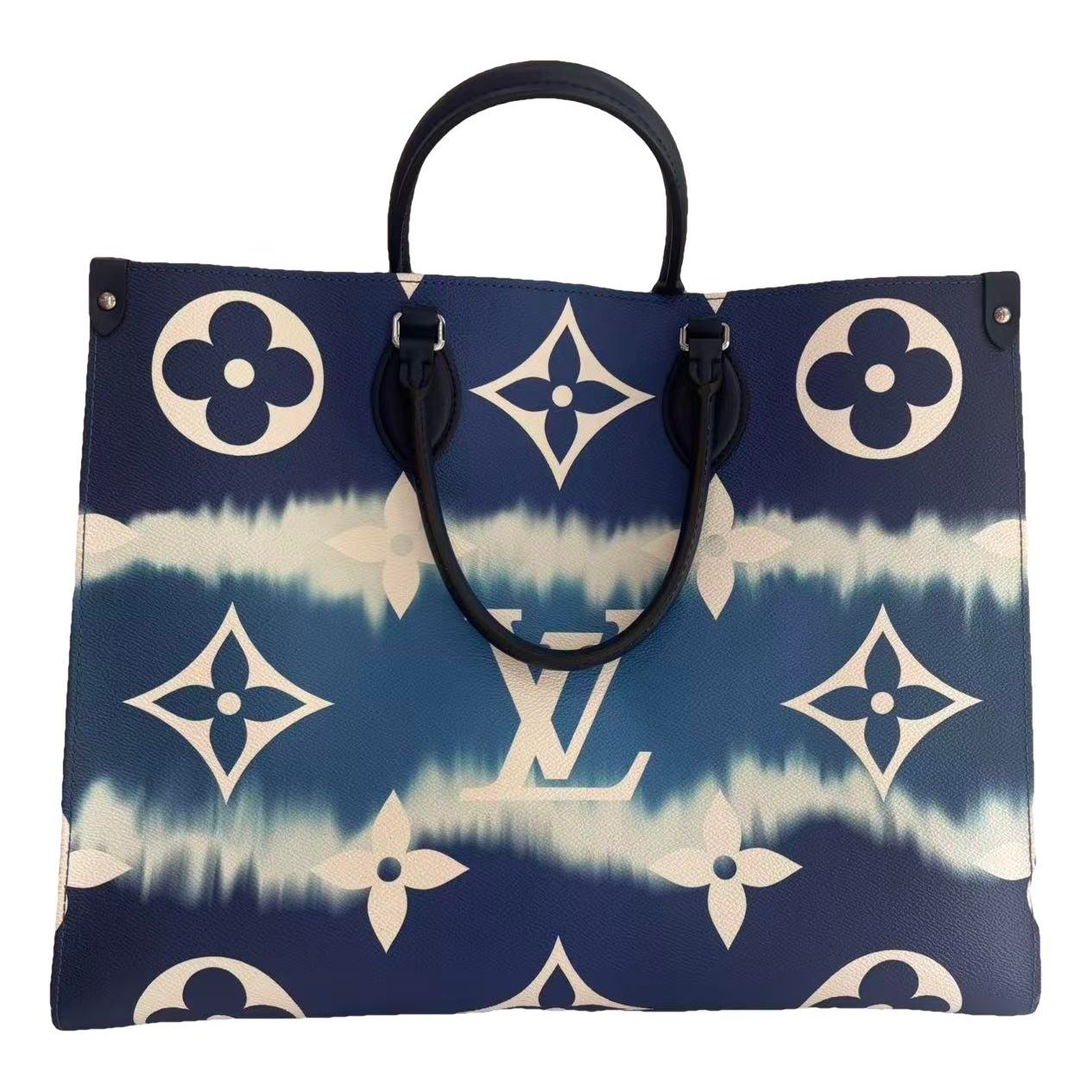 Onthego leather handbag