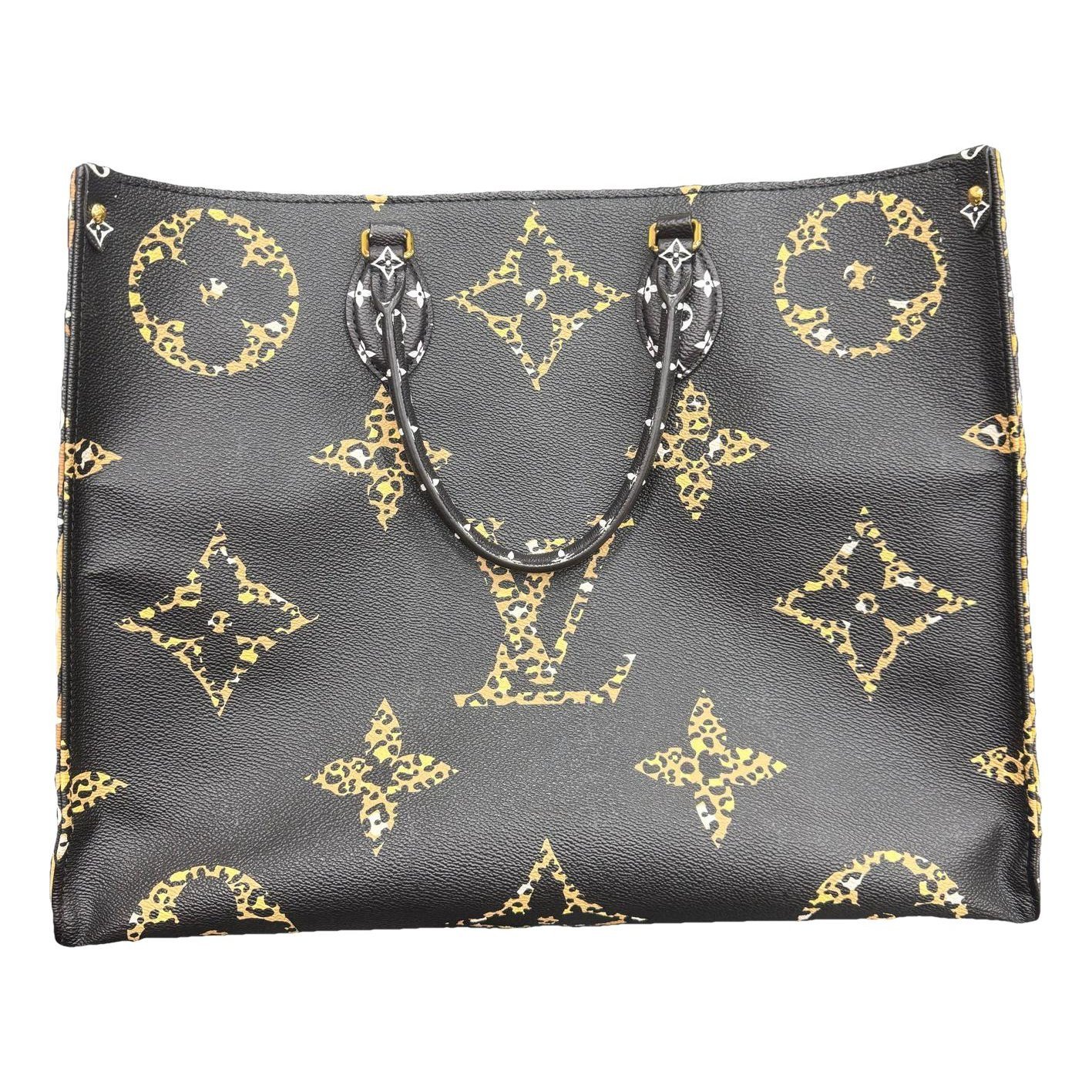 Onthego leather handbag
