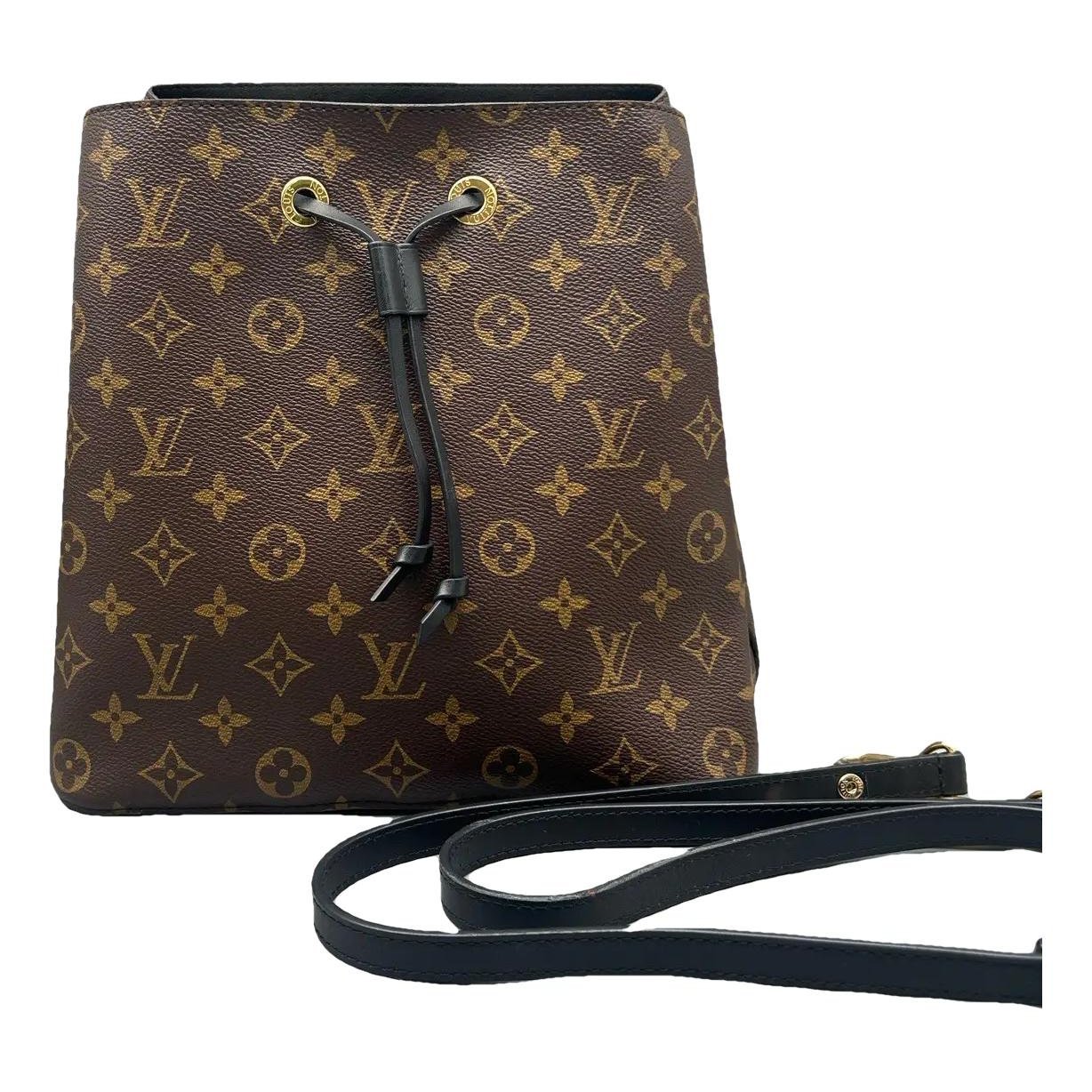 NéoNoé vinyl handbag