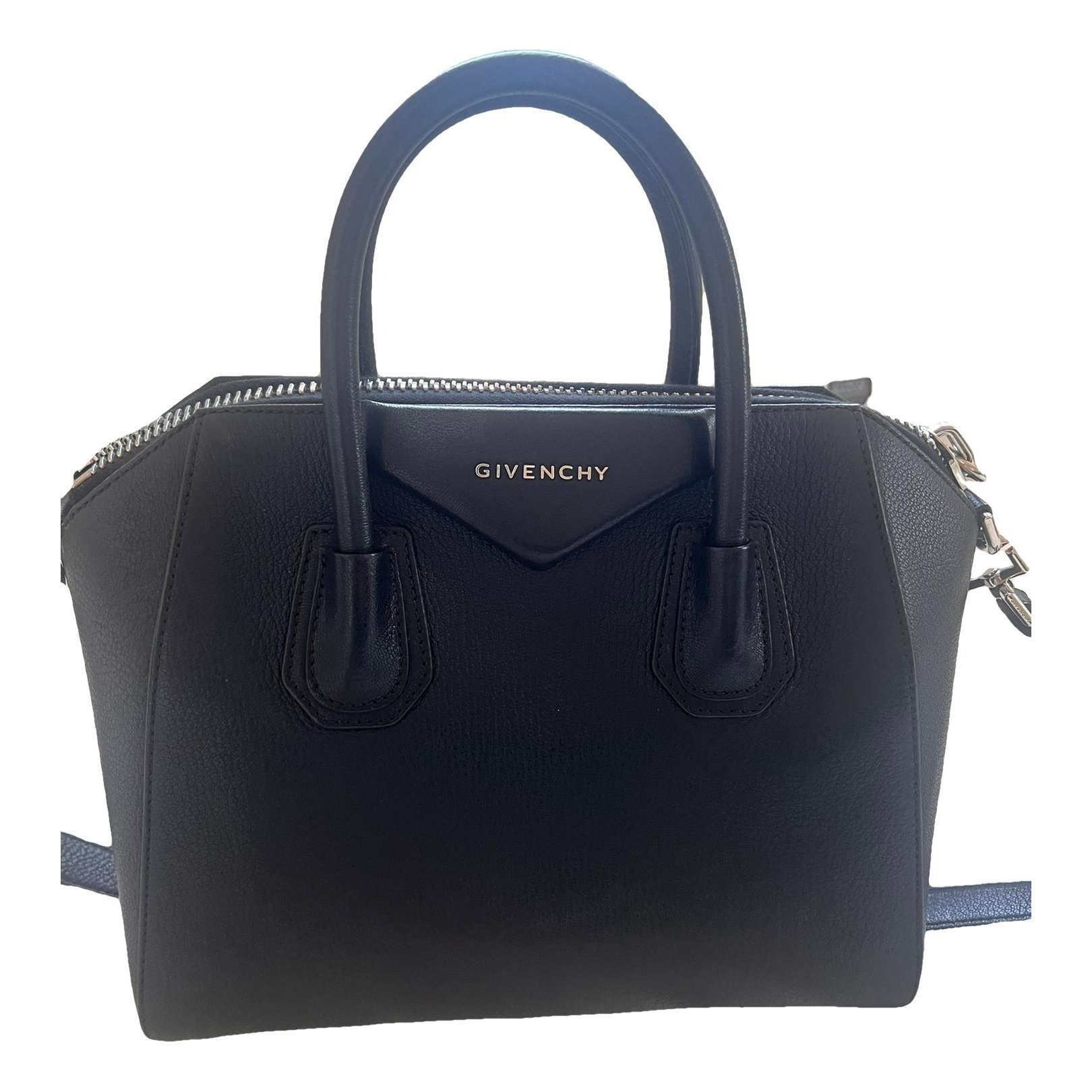 Antigona leather handbag