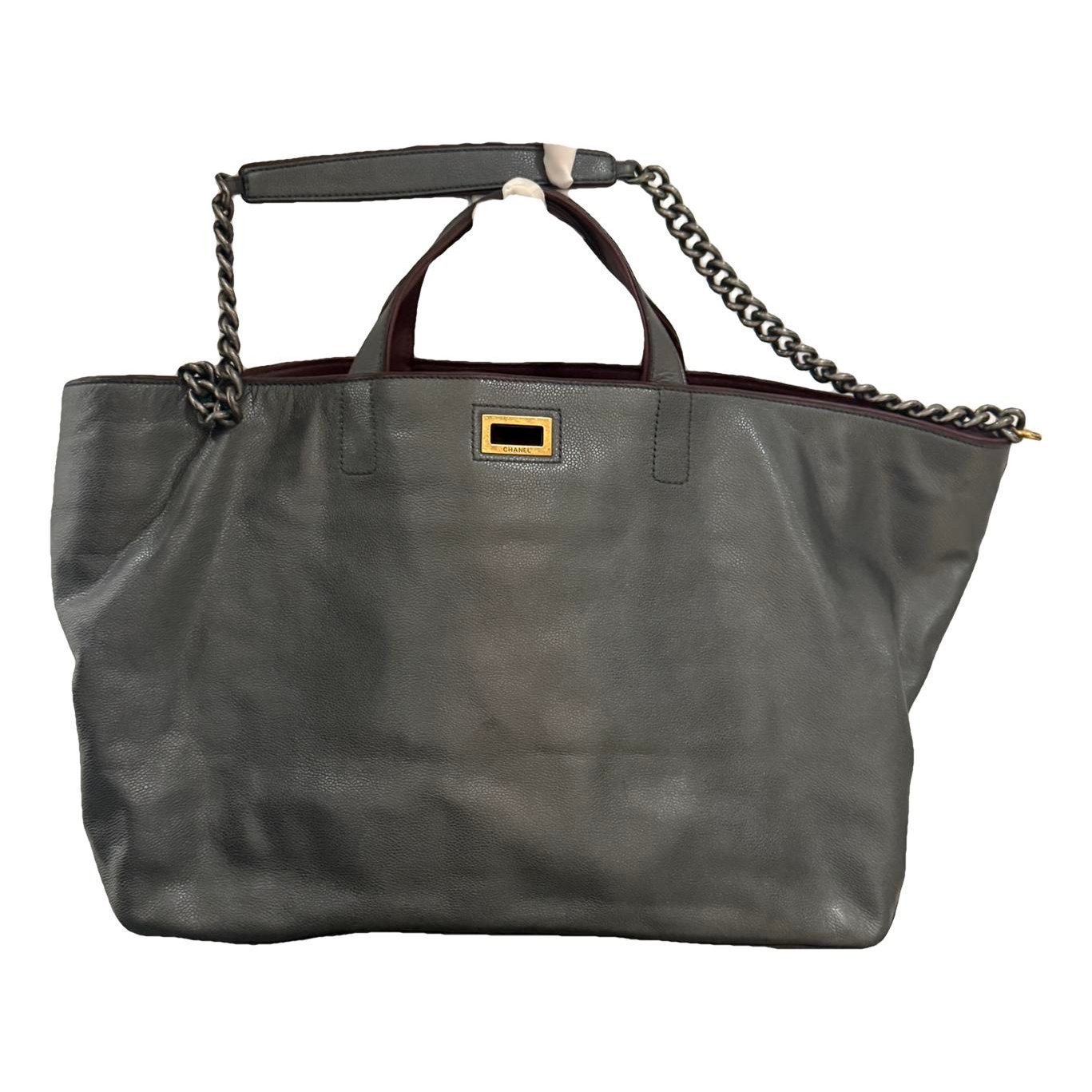 Leather tote
