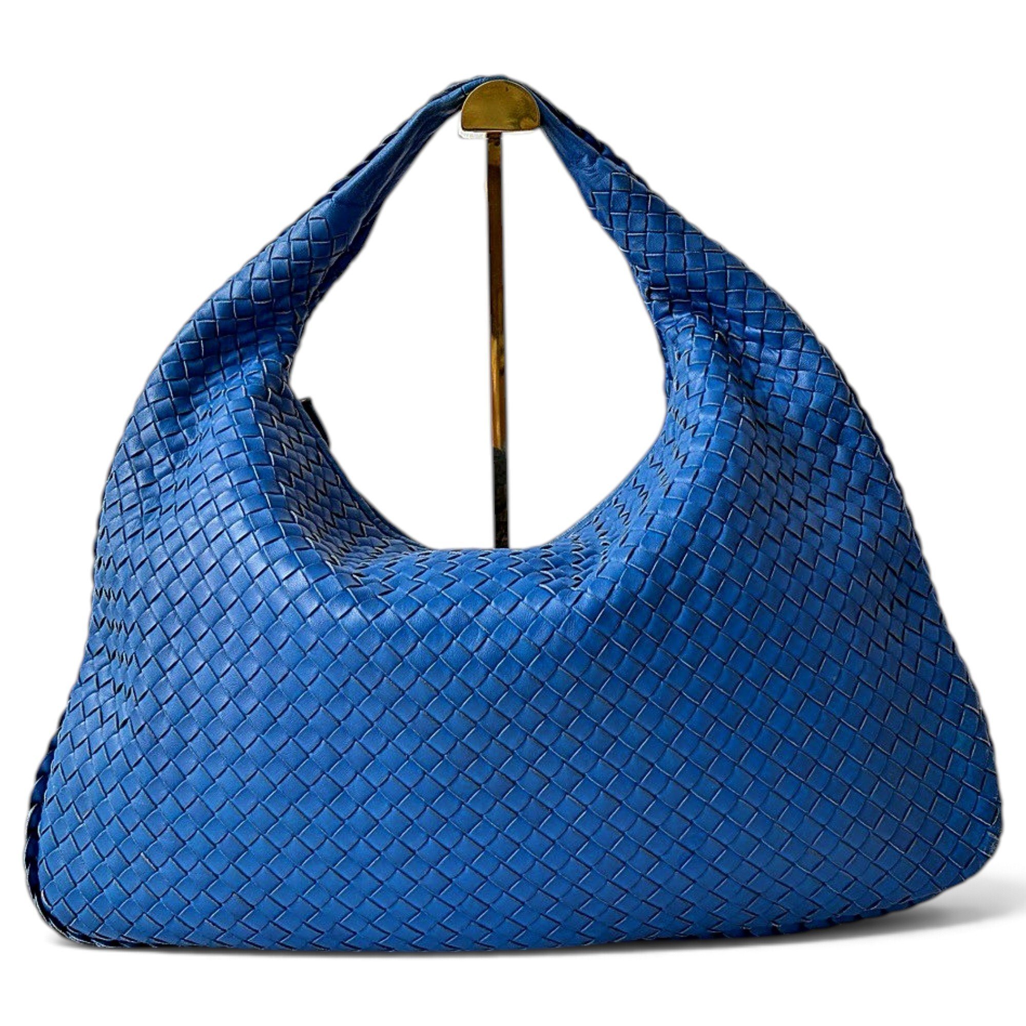 Veneta leather handbag