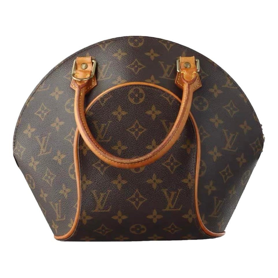 Ellipse leather handbag