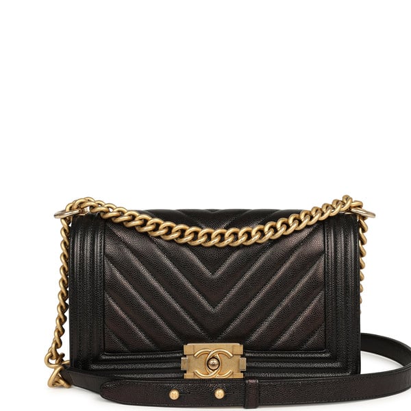 Chanel Pre-owned Chanel Medium Chevron Boy Bag Black Caviar Antique Gold Hardware