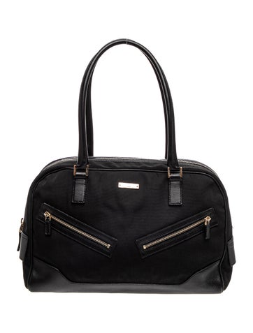 GG Canvas Shoulder Bag