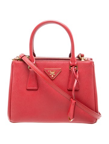 Saffiano Leather Galleria Double Zip Small