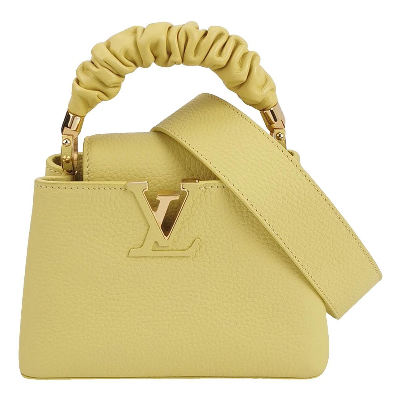 Capucines leather handbag