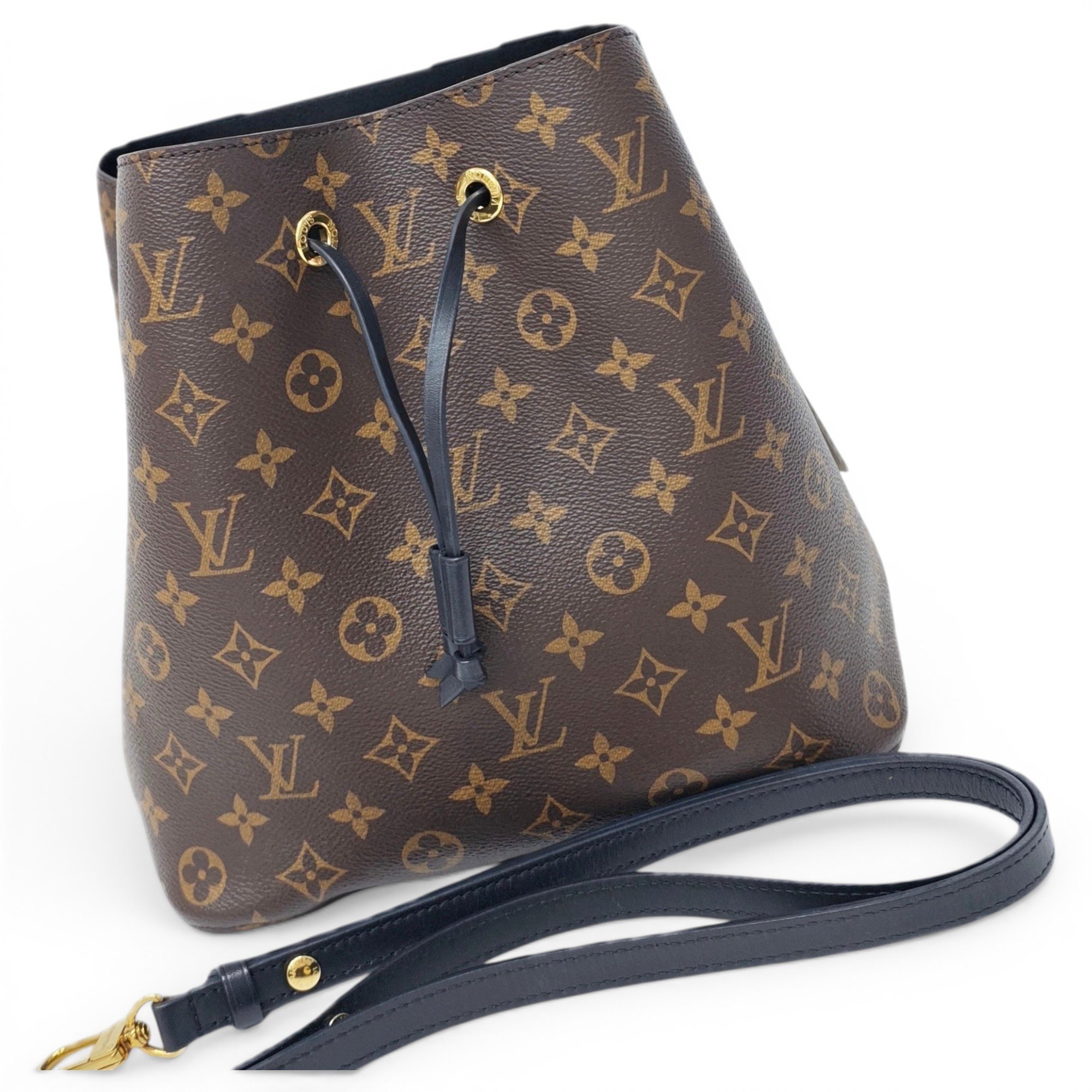 NéoNoé leather handbag