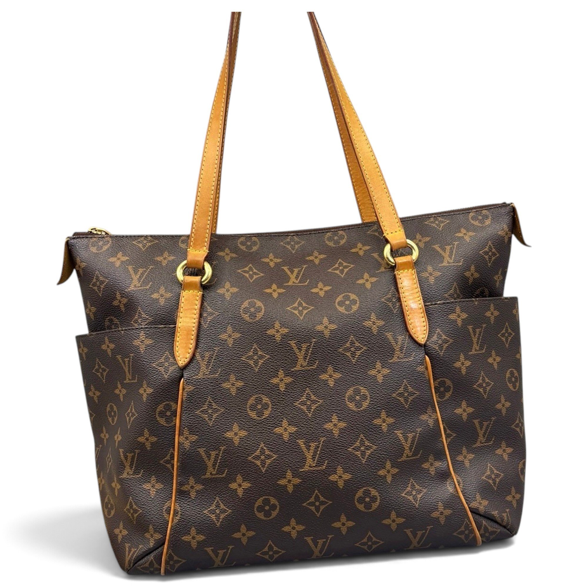 Totally leather tote