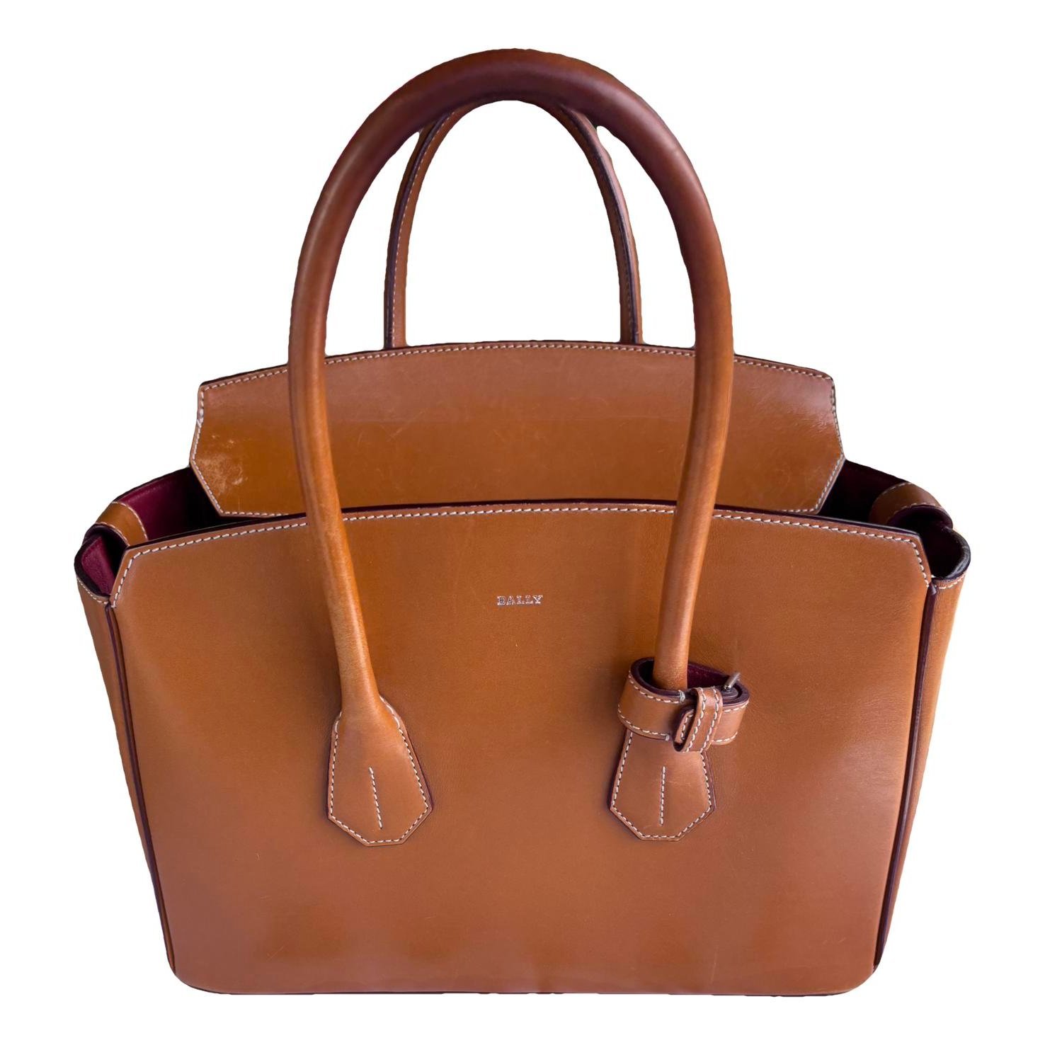 Leather tote