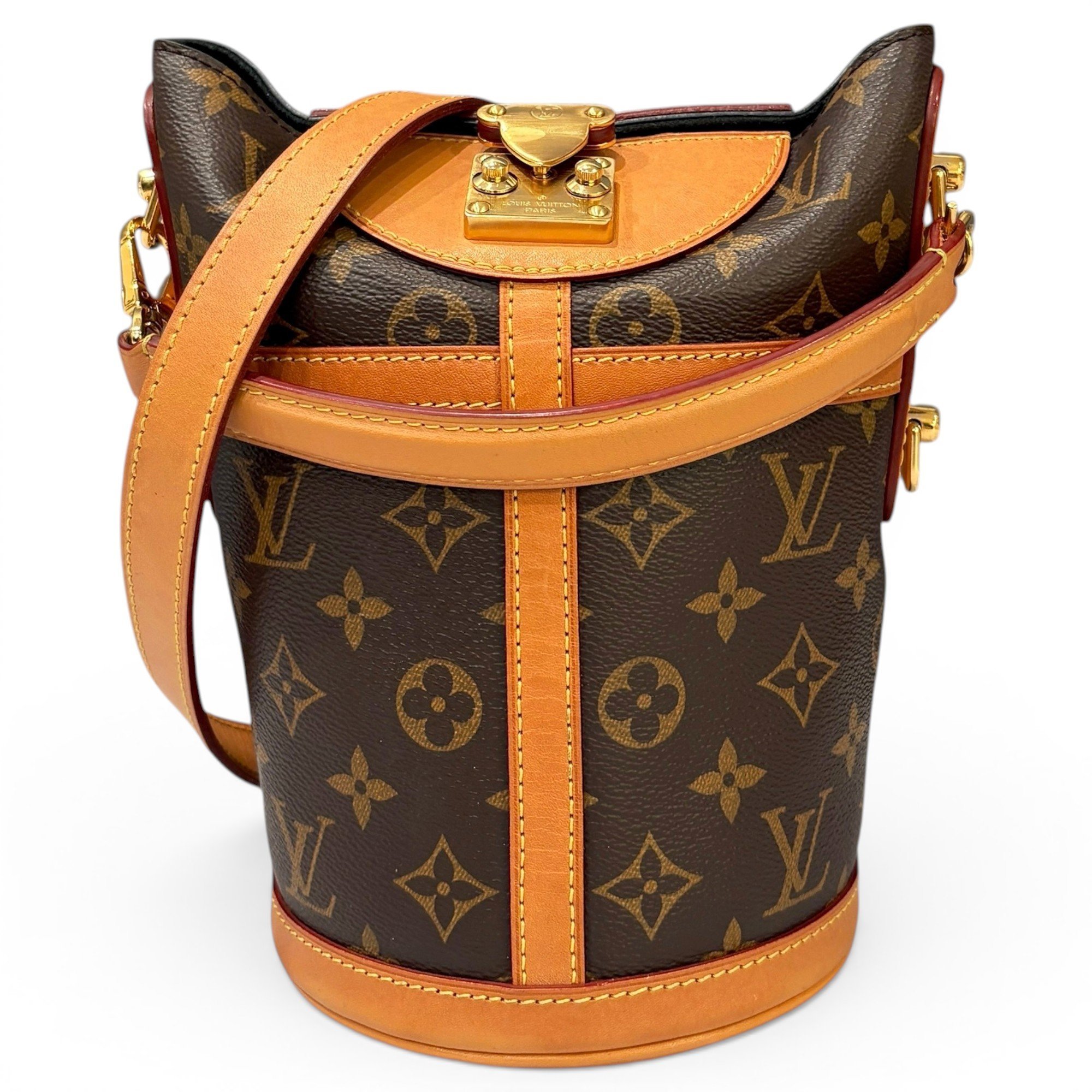 Cloth travel bag