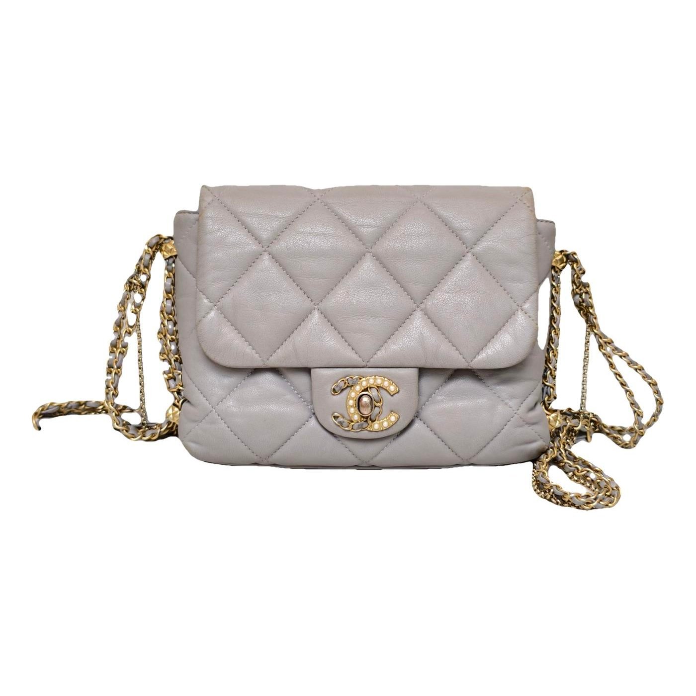 Timeless/Classique leather crossbody bag