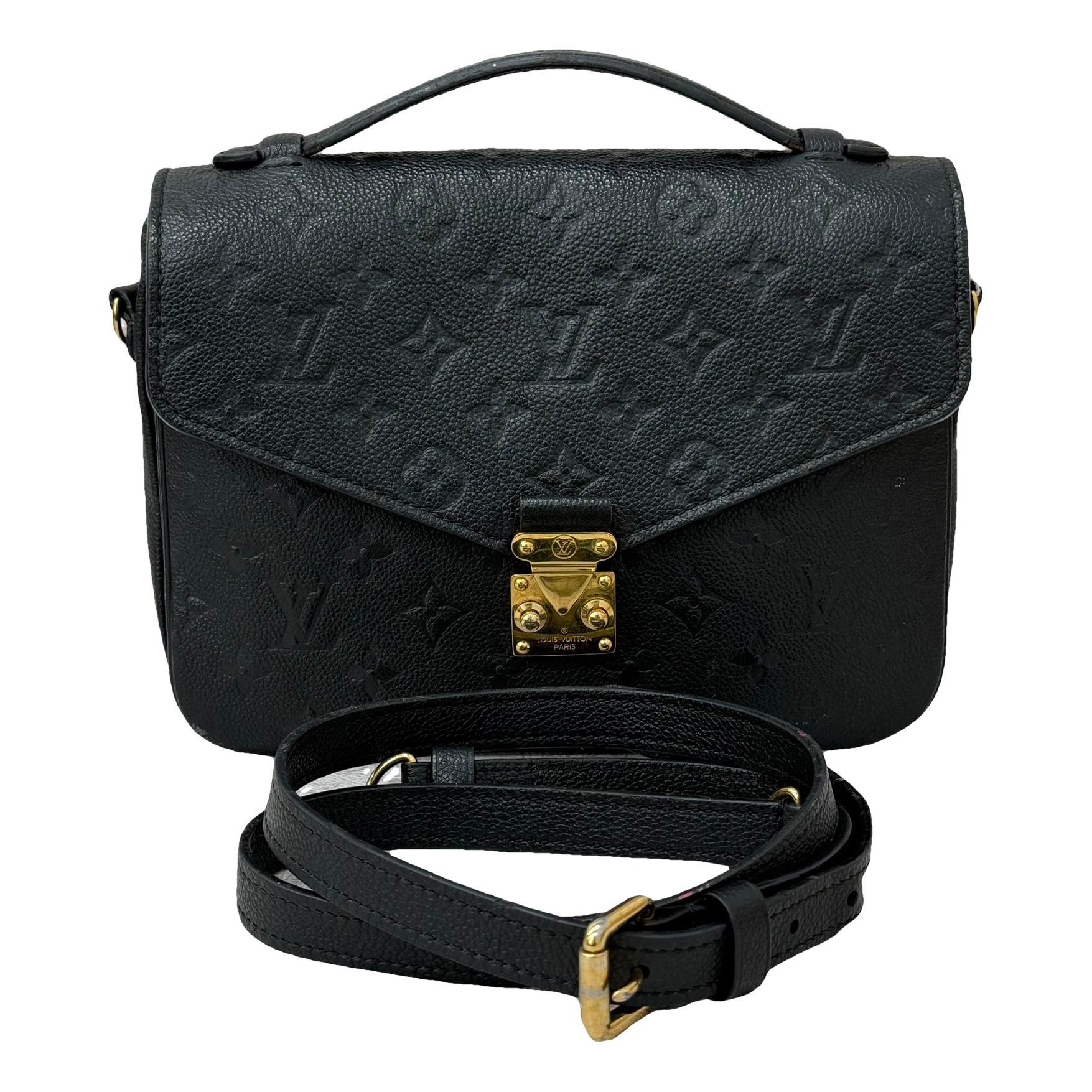 Metis leather handbag