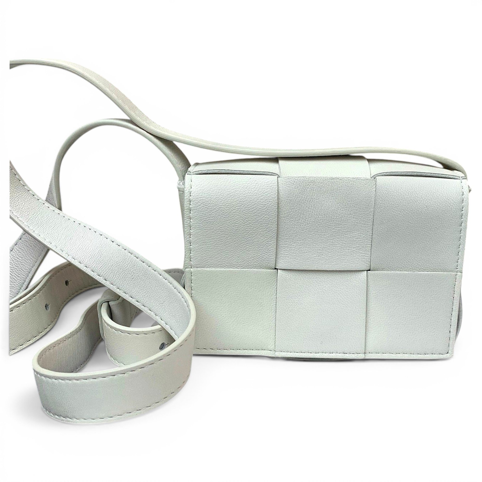 Cassette leather handbag