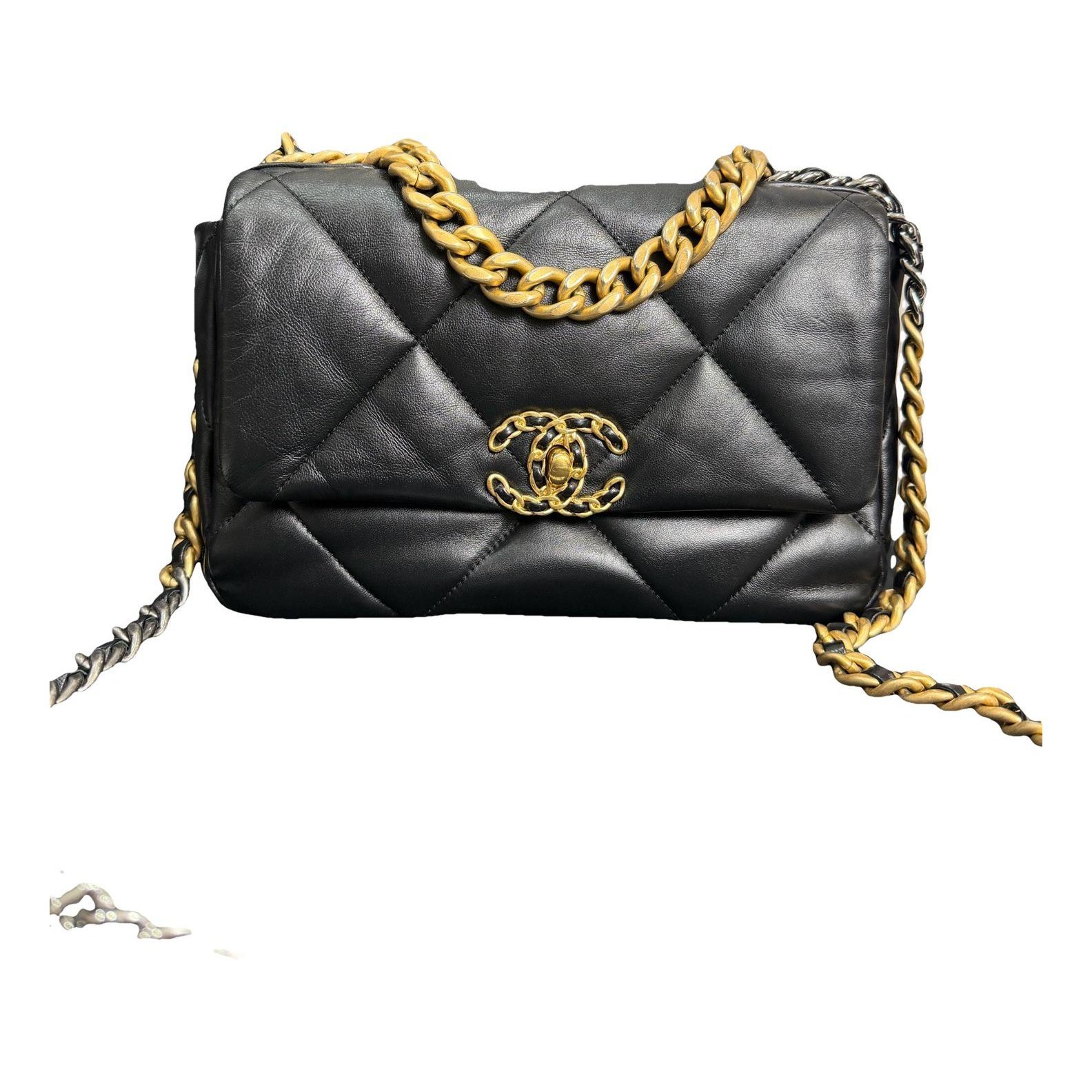Chanel 19 leather handbag