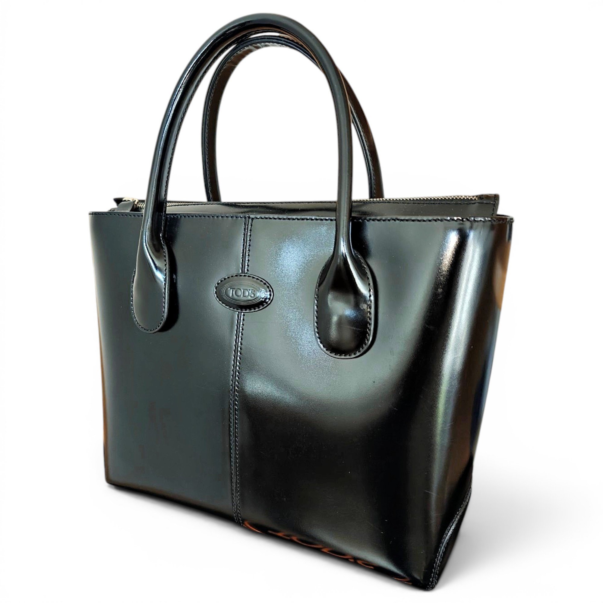 D Bag leather tote