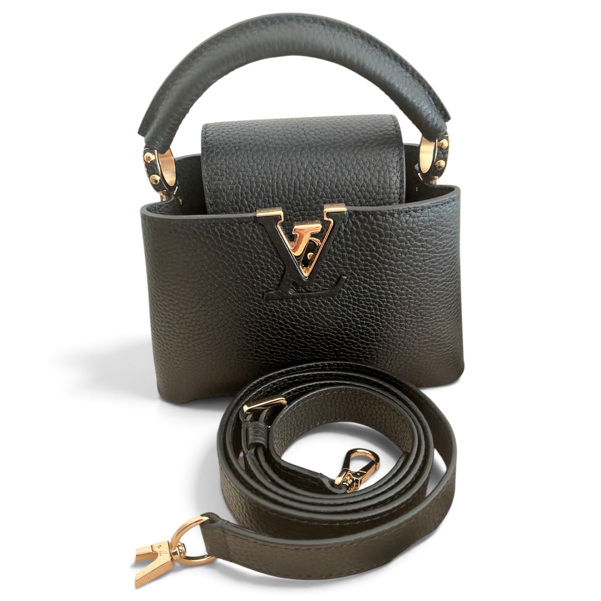 Capucines leather handbag