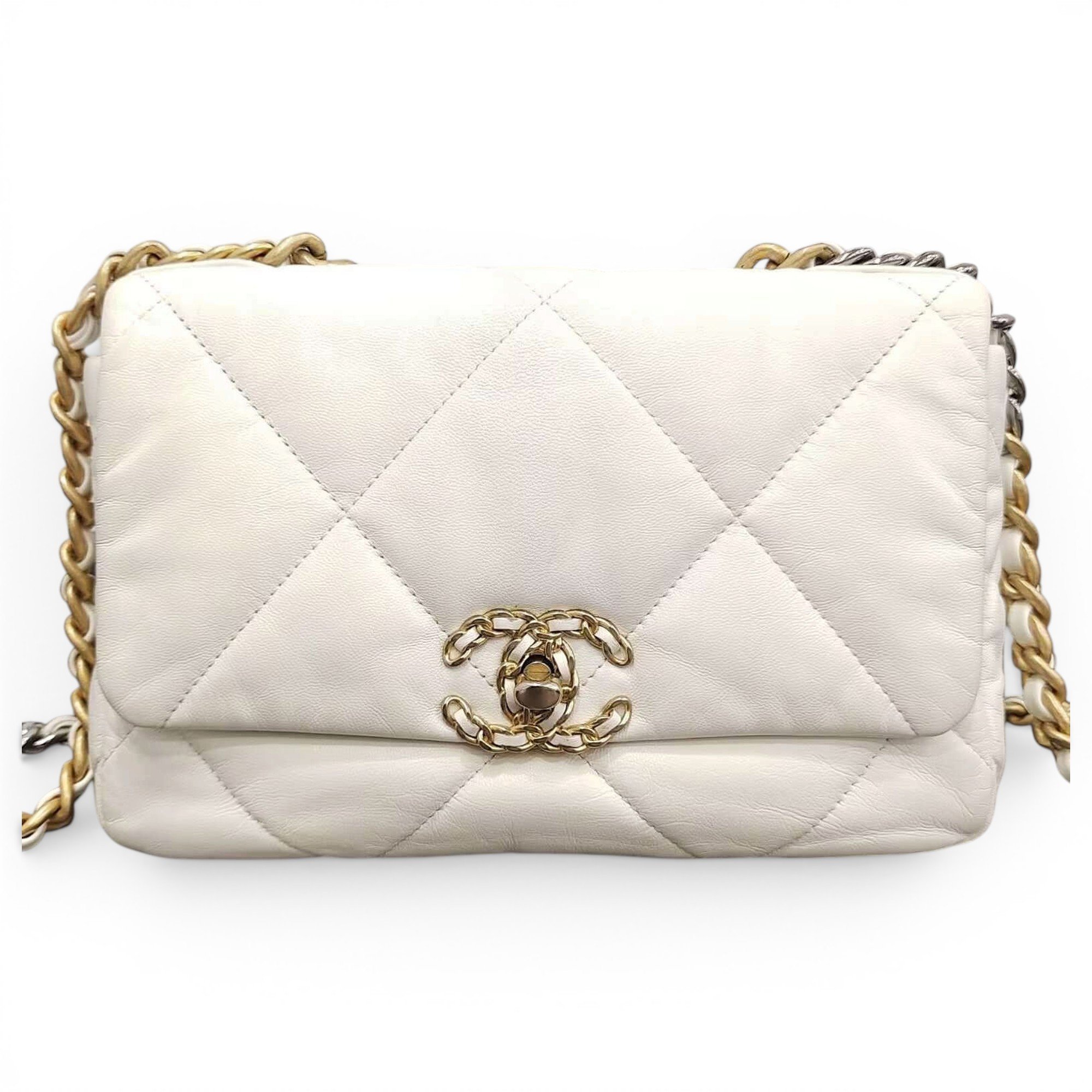Chanel 19 leather handbag