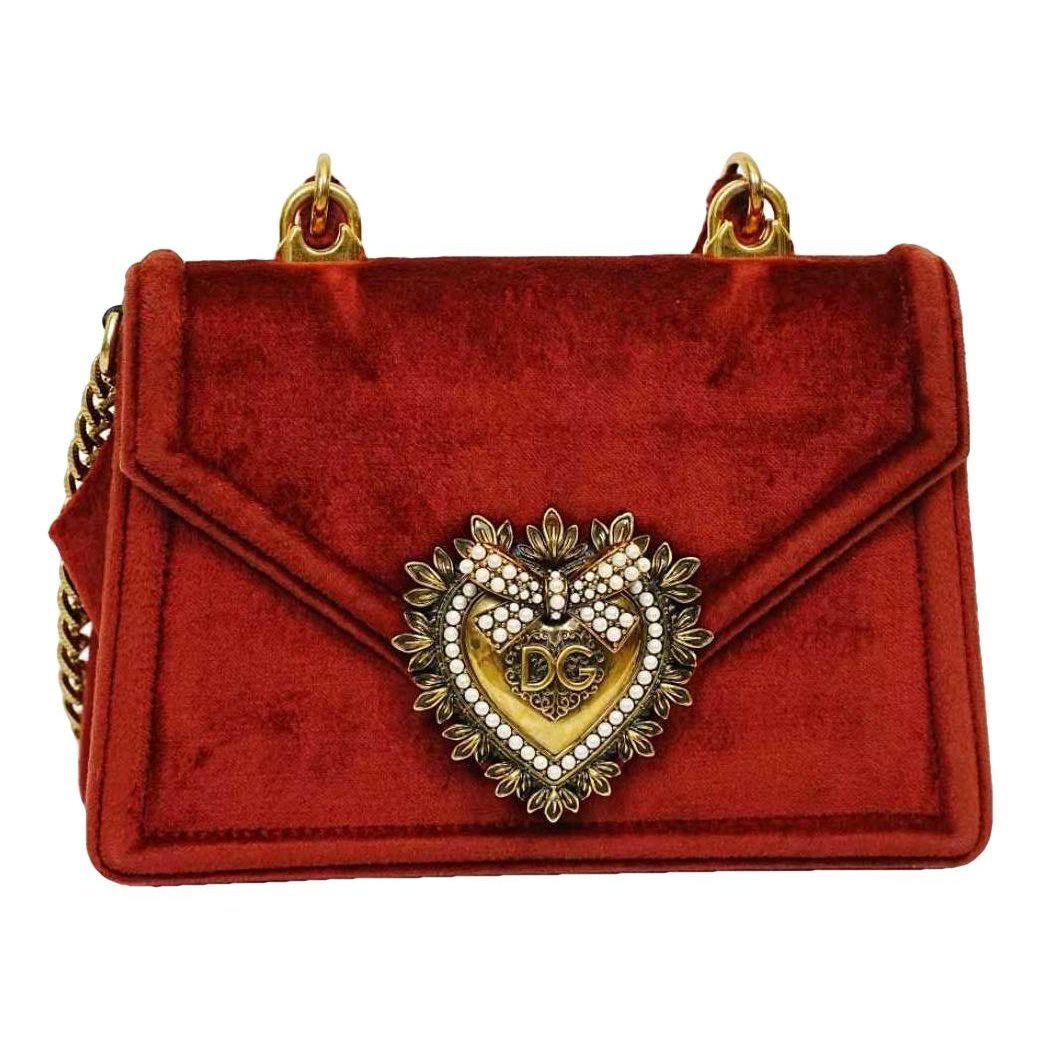Devotion velvet handbag