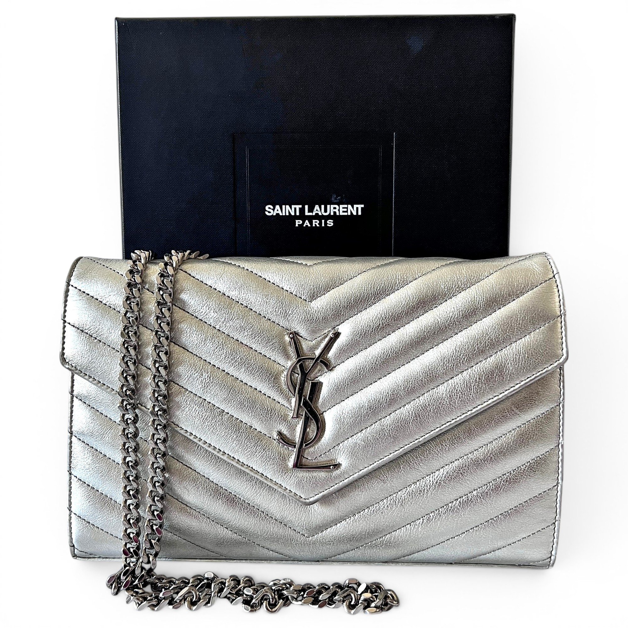 Envelope leather crossbody bag