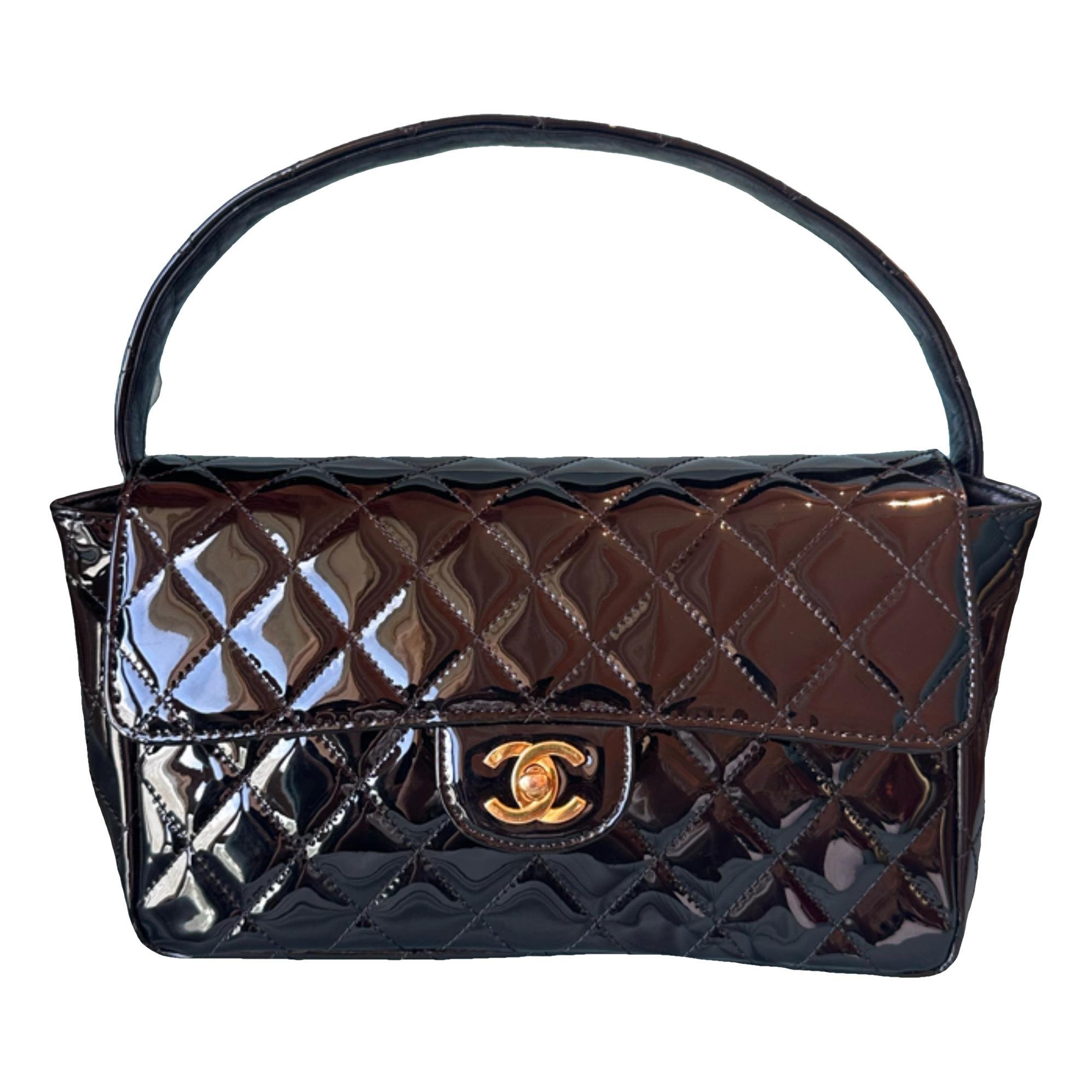 Hula Hoop patent leather handbag