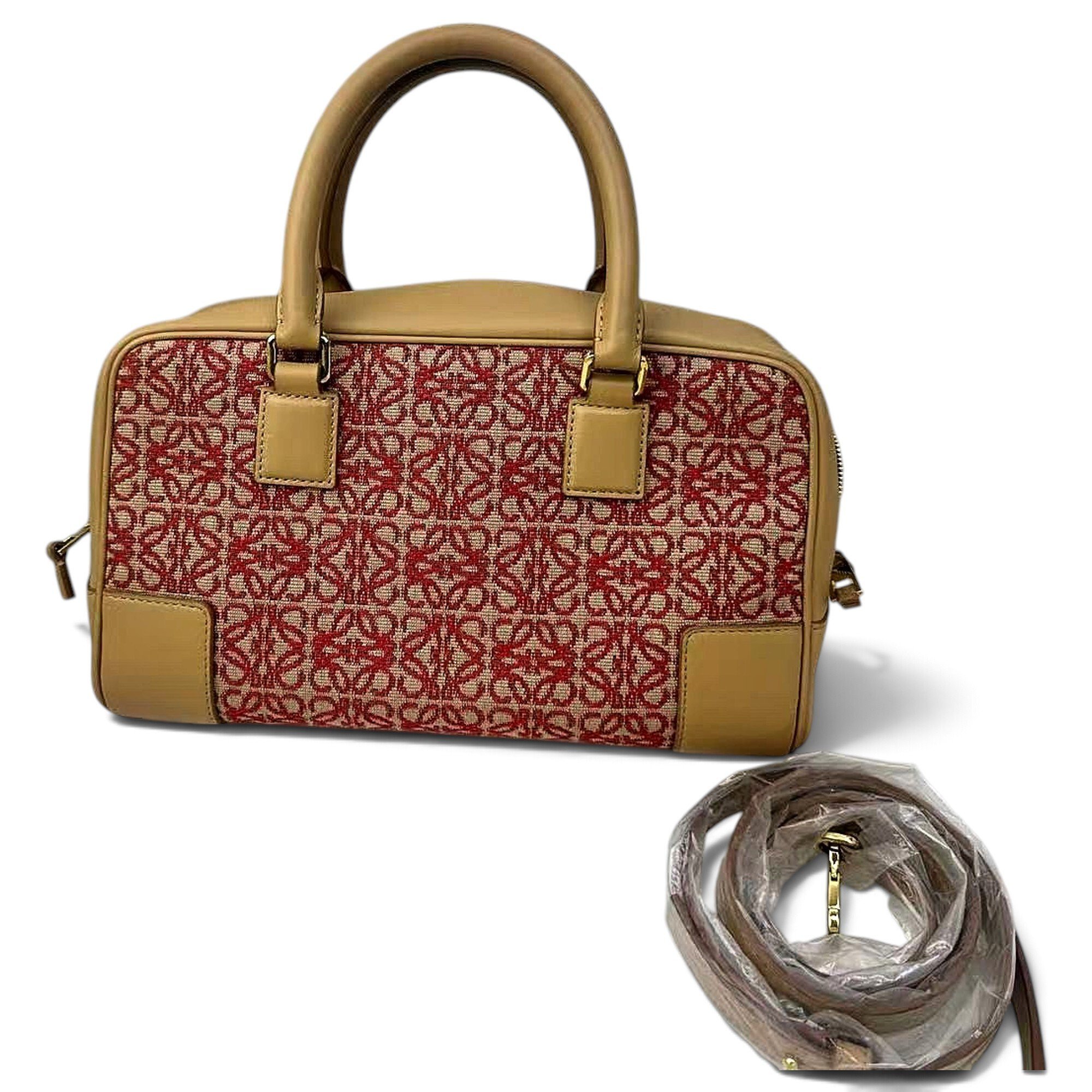Amazona leather handbag