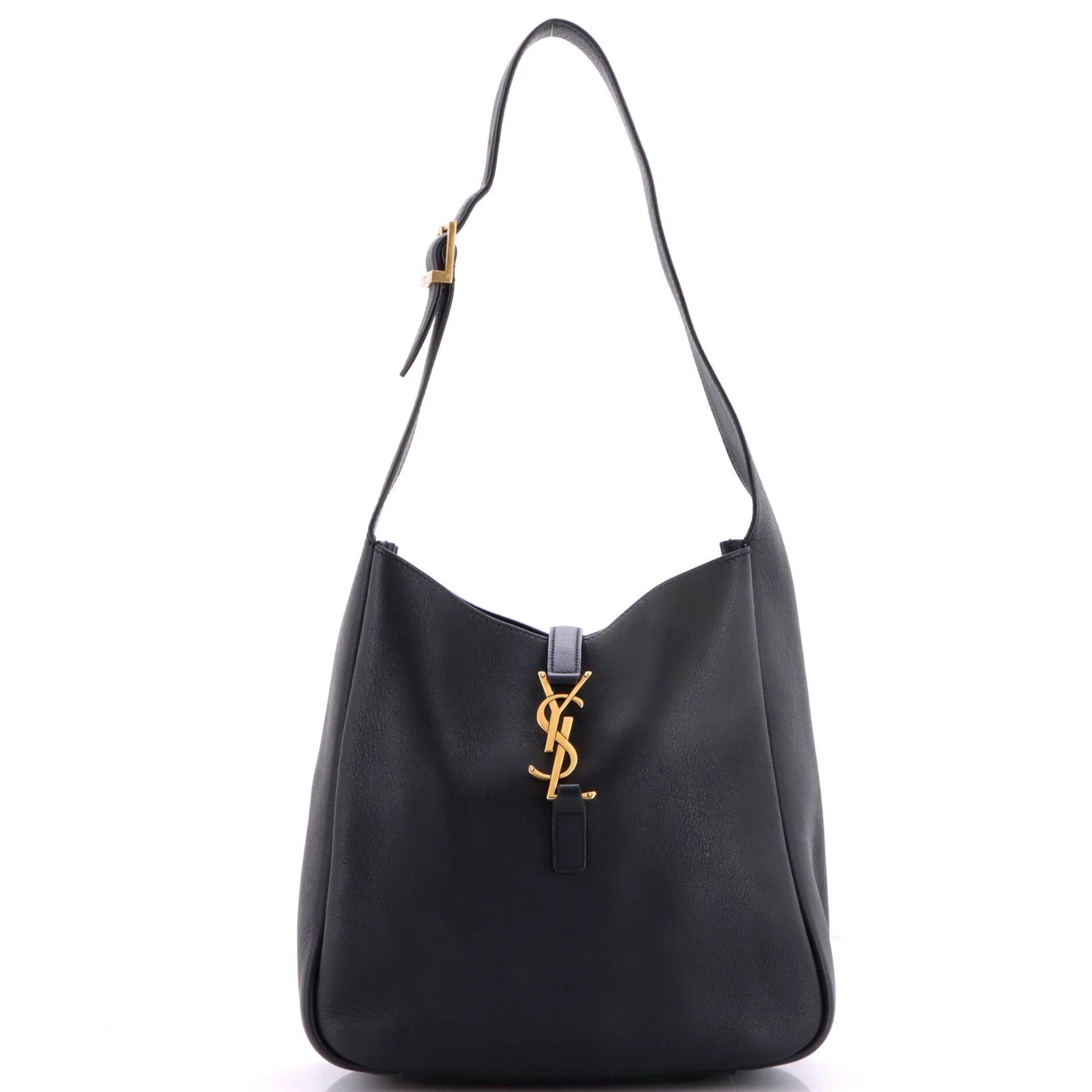Le 5 à 7 leather handbag