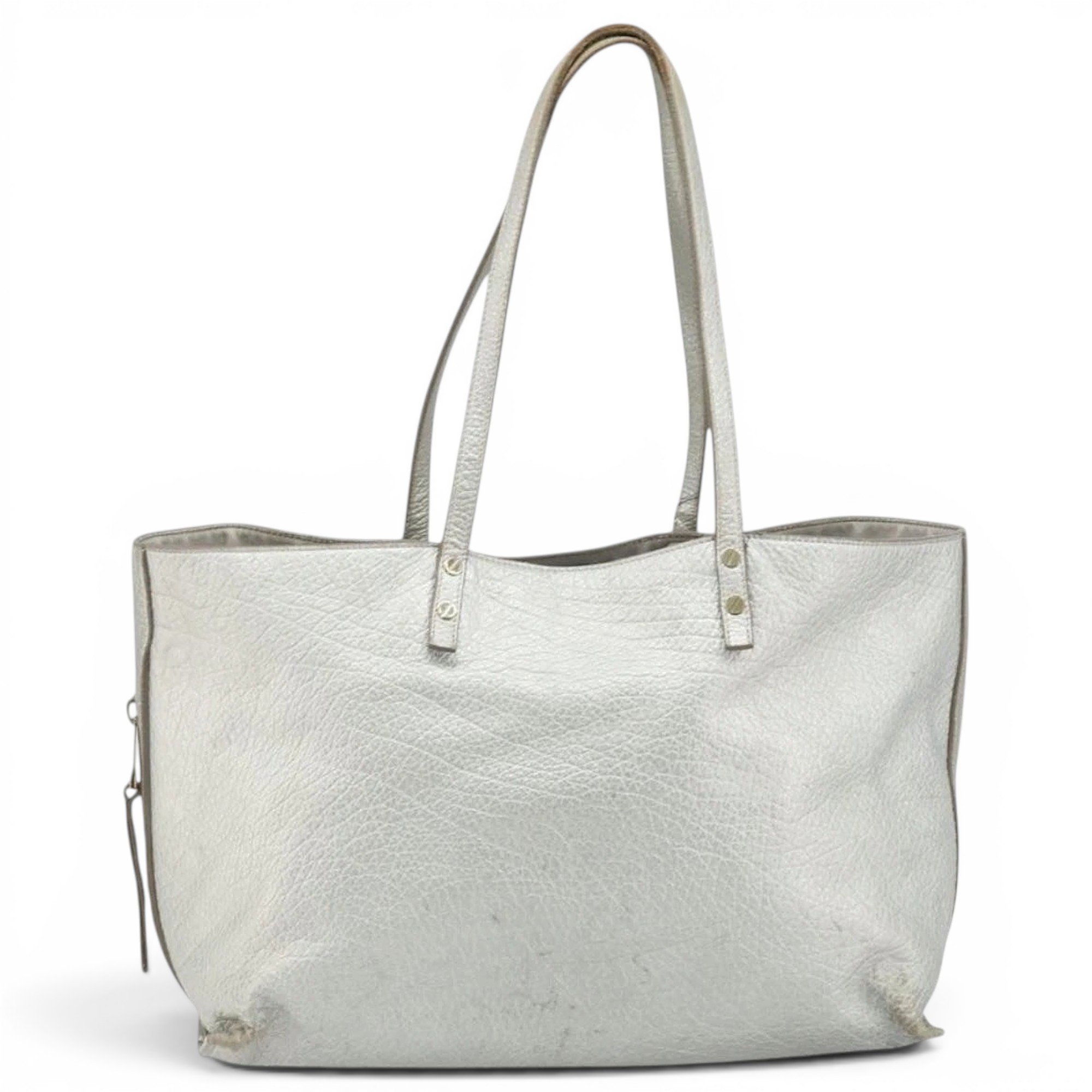 Leather tote