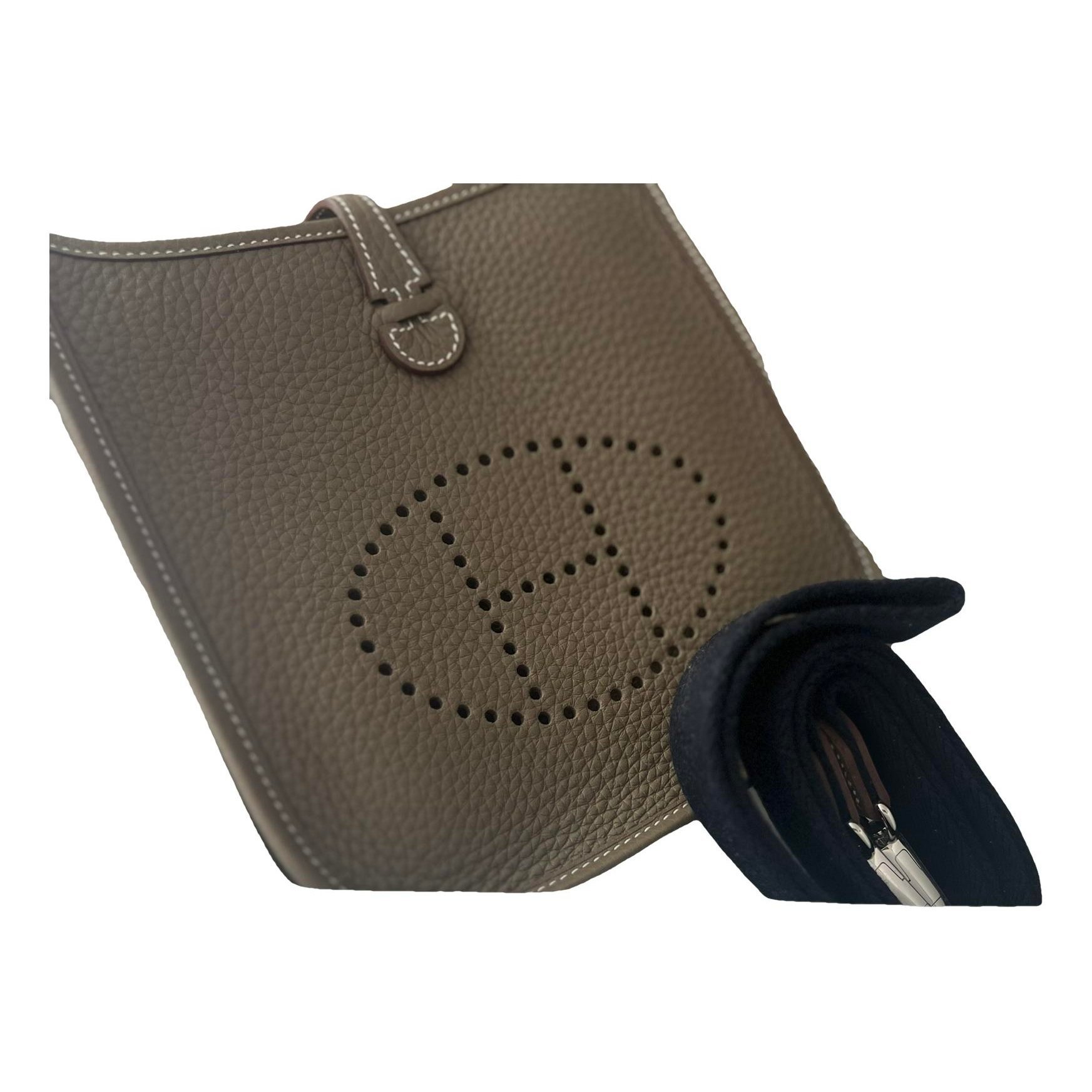 Evelyne leather crossbody bag