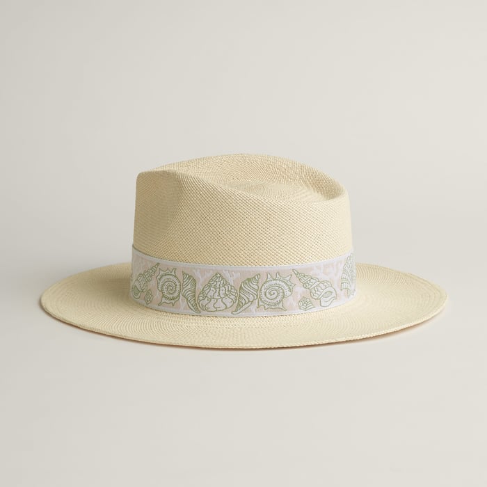 Izia Seashell Hat