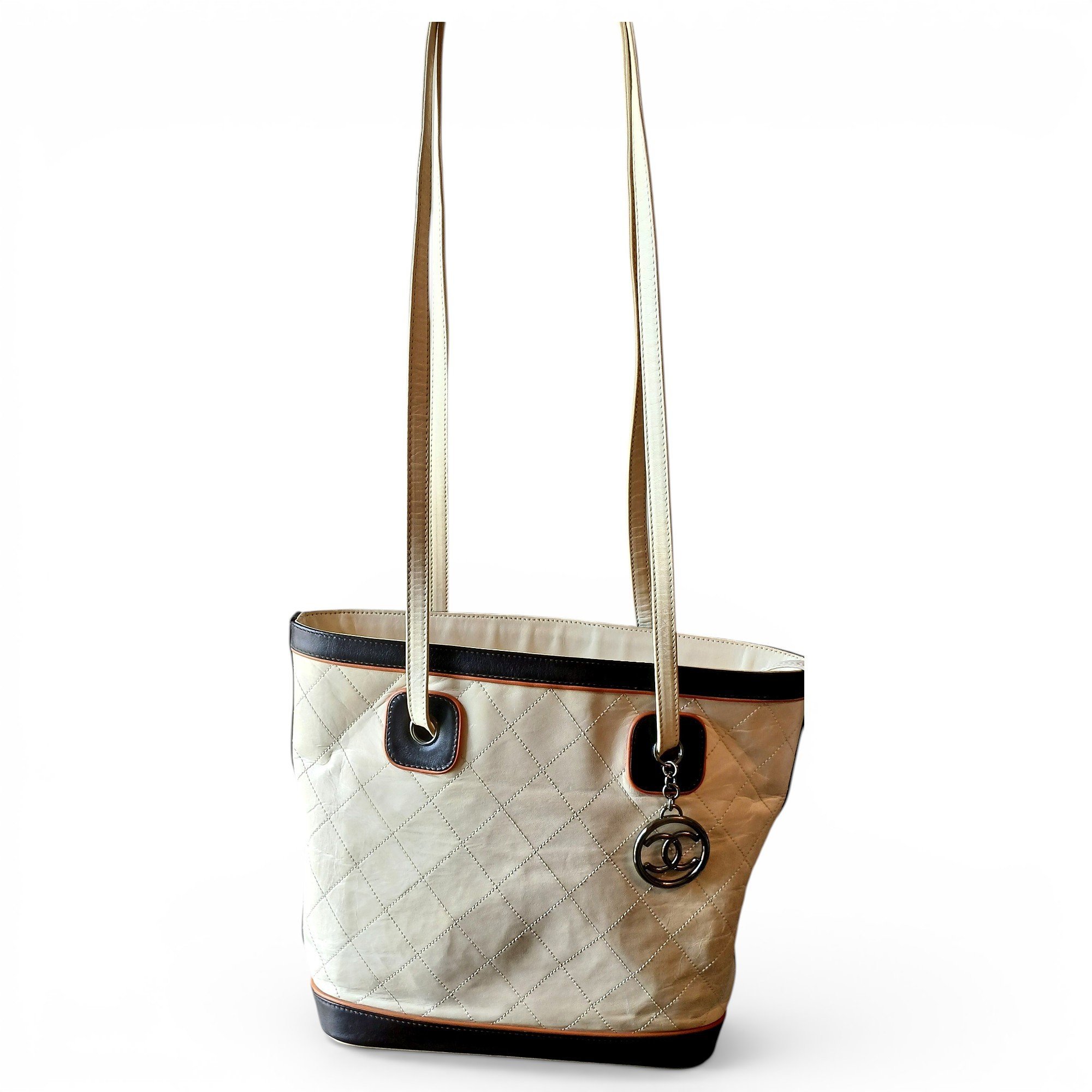 Leather tote