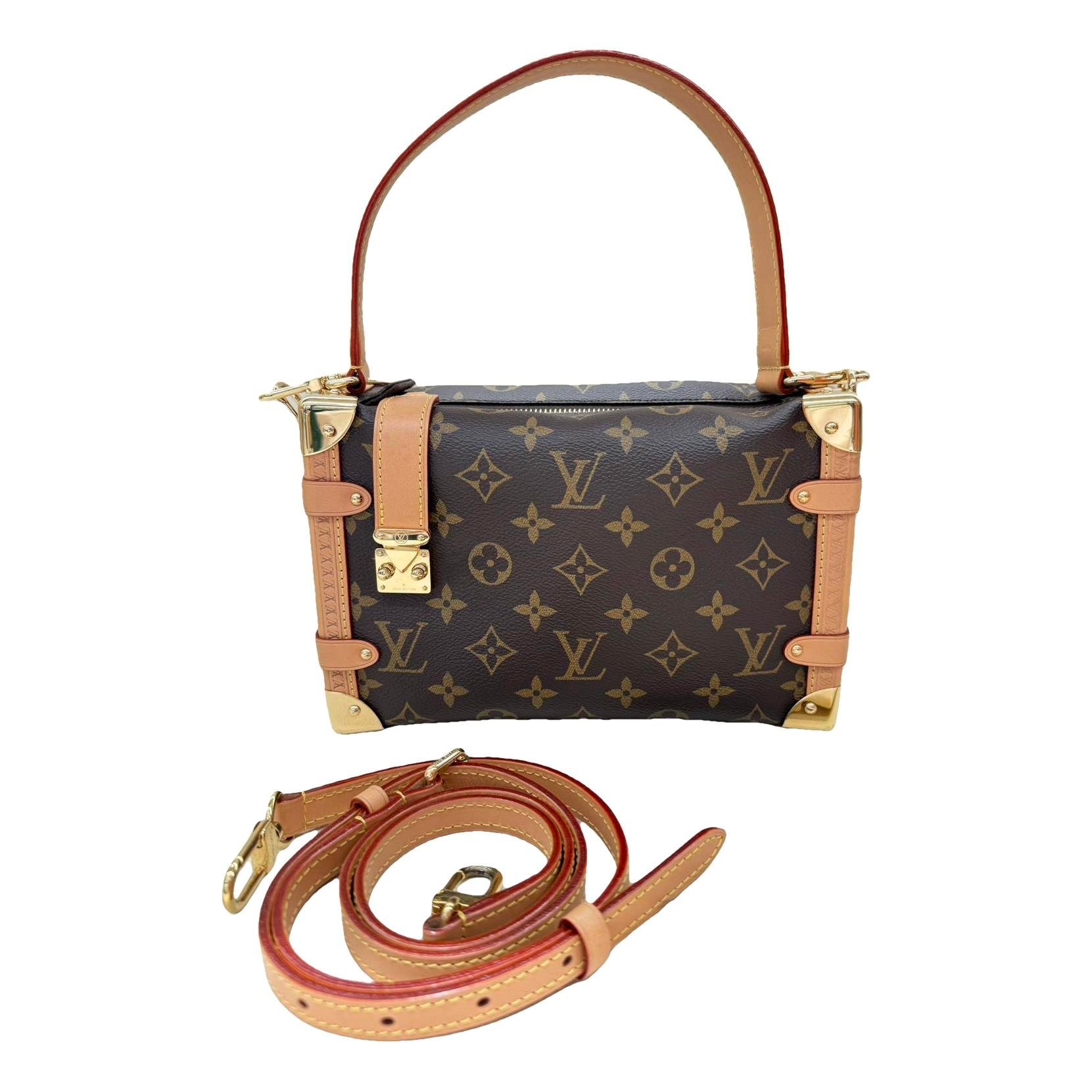 Side Trunk leather handbag