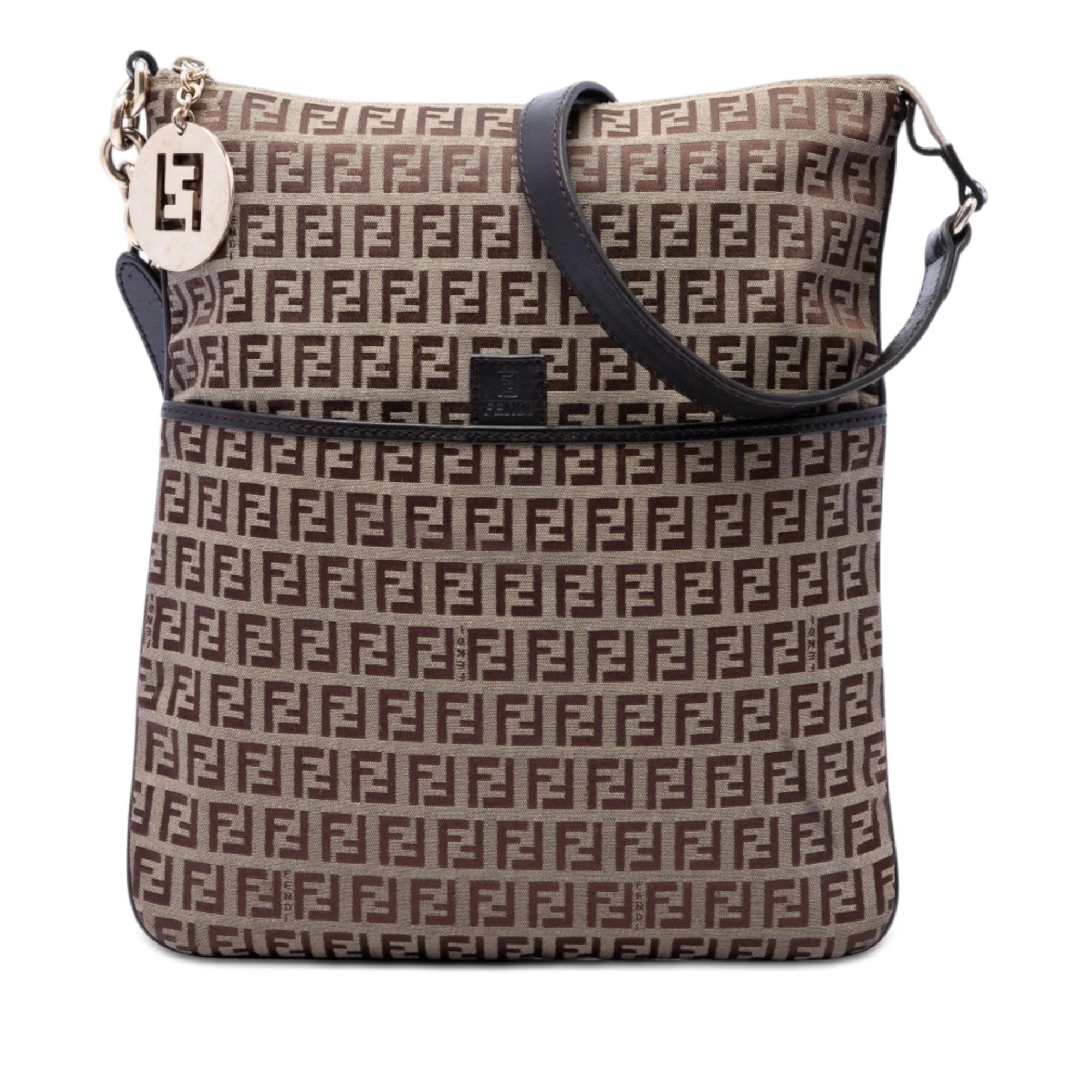 Pocket leather handbag