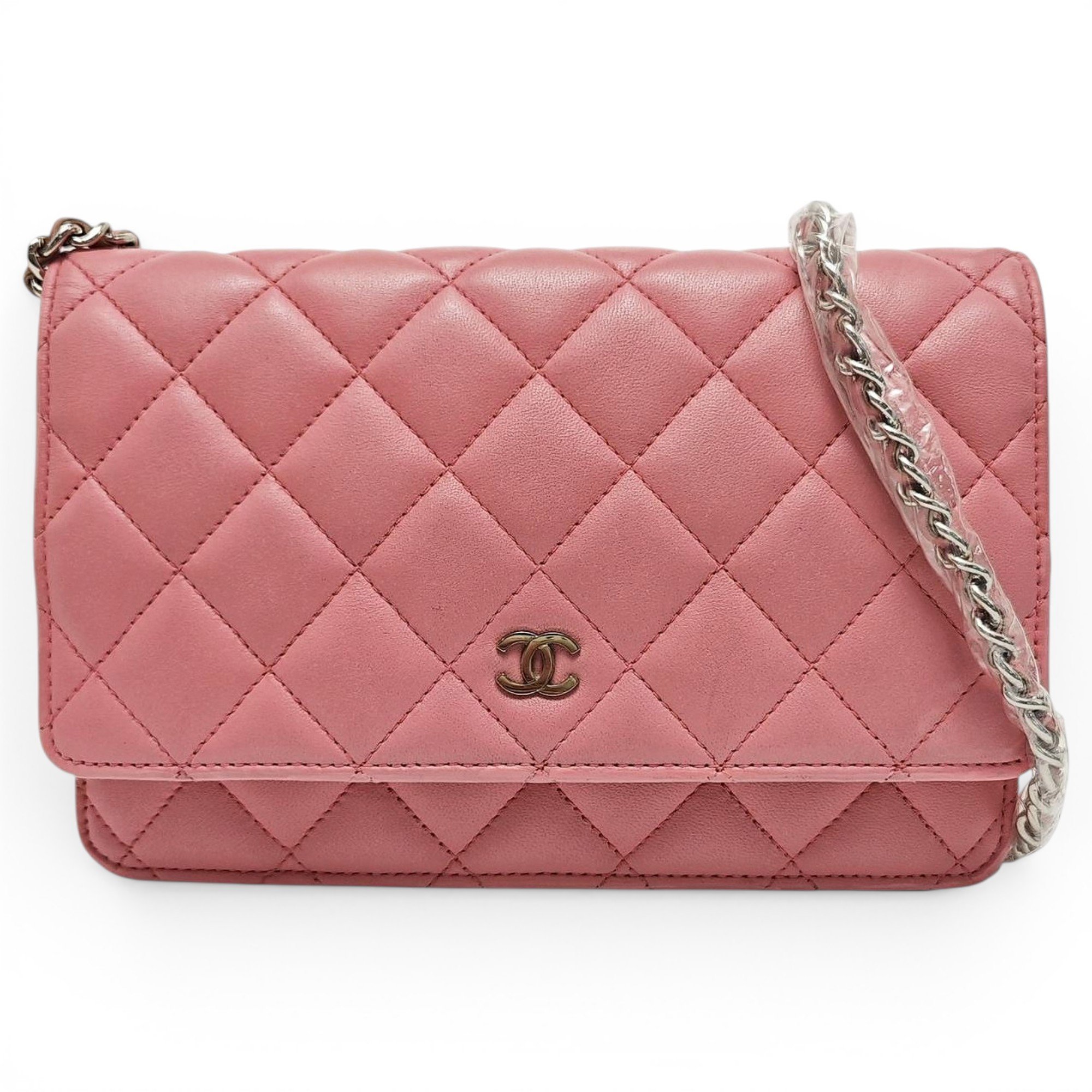 Wallet On Chain Timeless/Classique leather crossbody bag