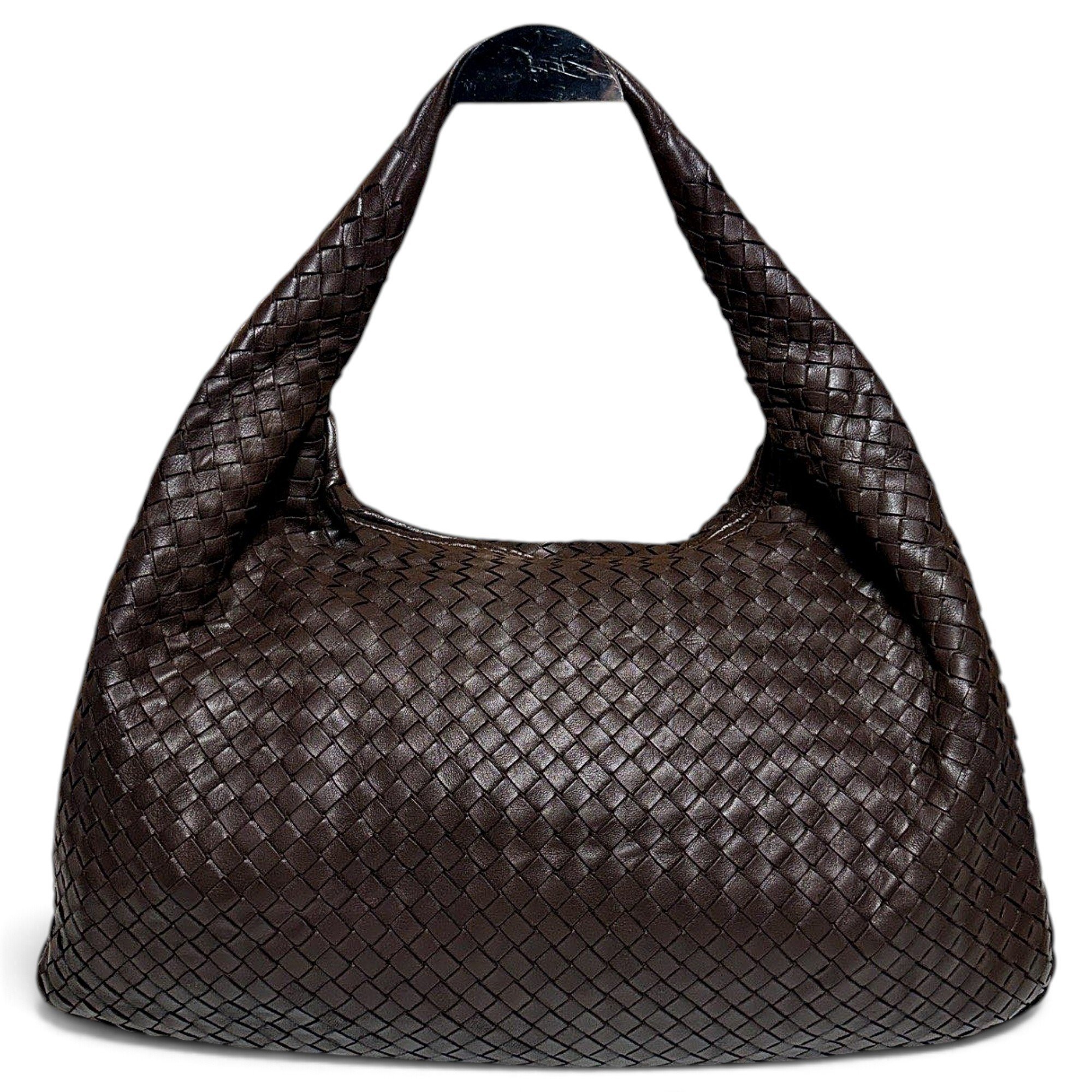 Veneta leather handbag