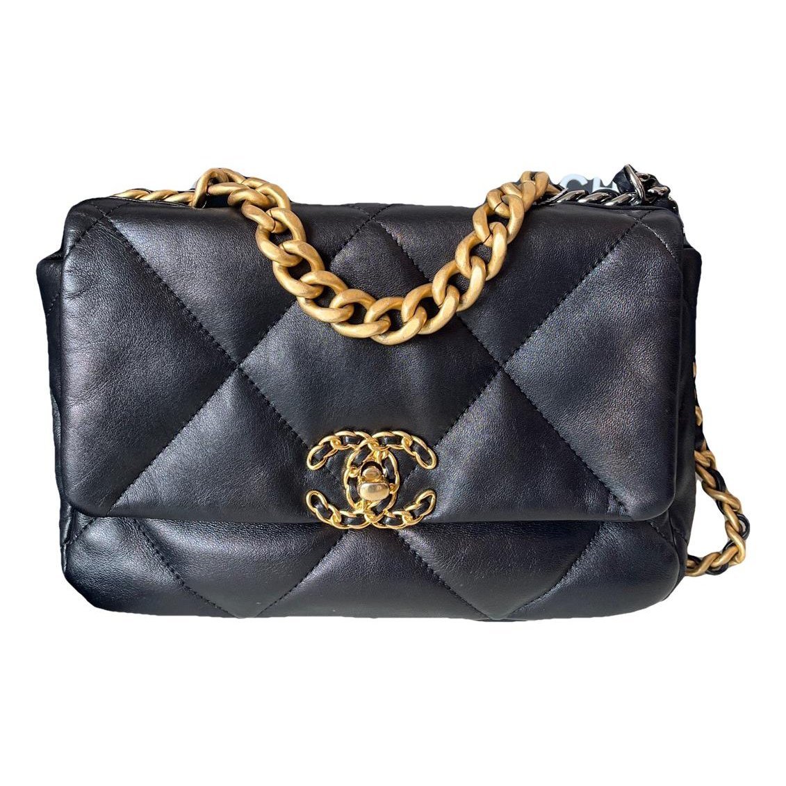 Chanel 19 leather handbag