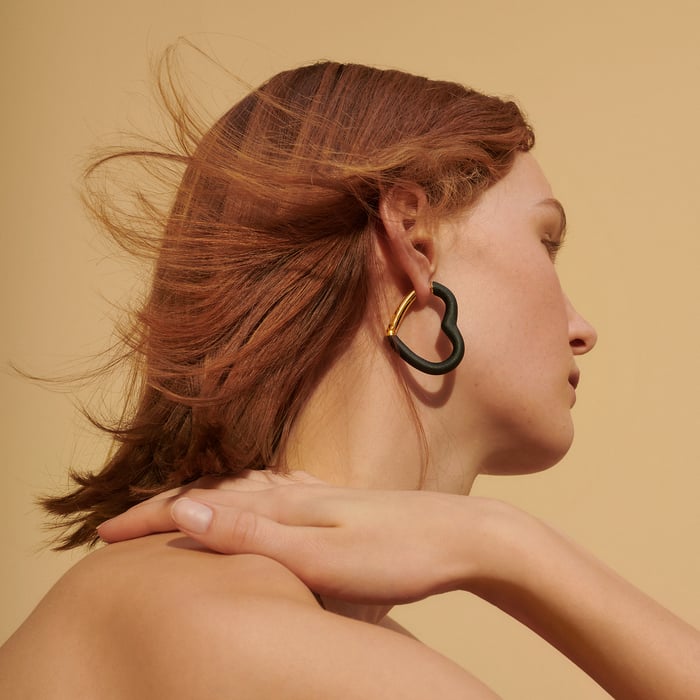 Rouge Grenat Au Coeur Du Faubourg Earrings