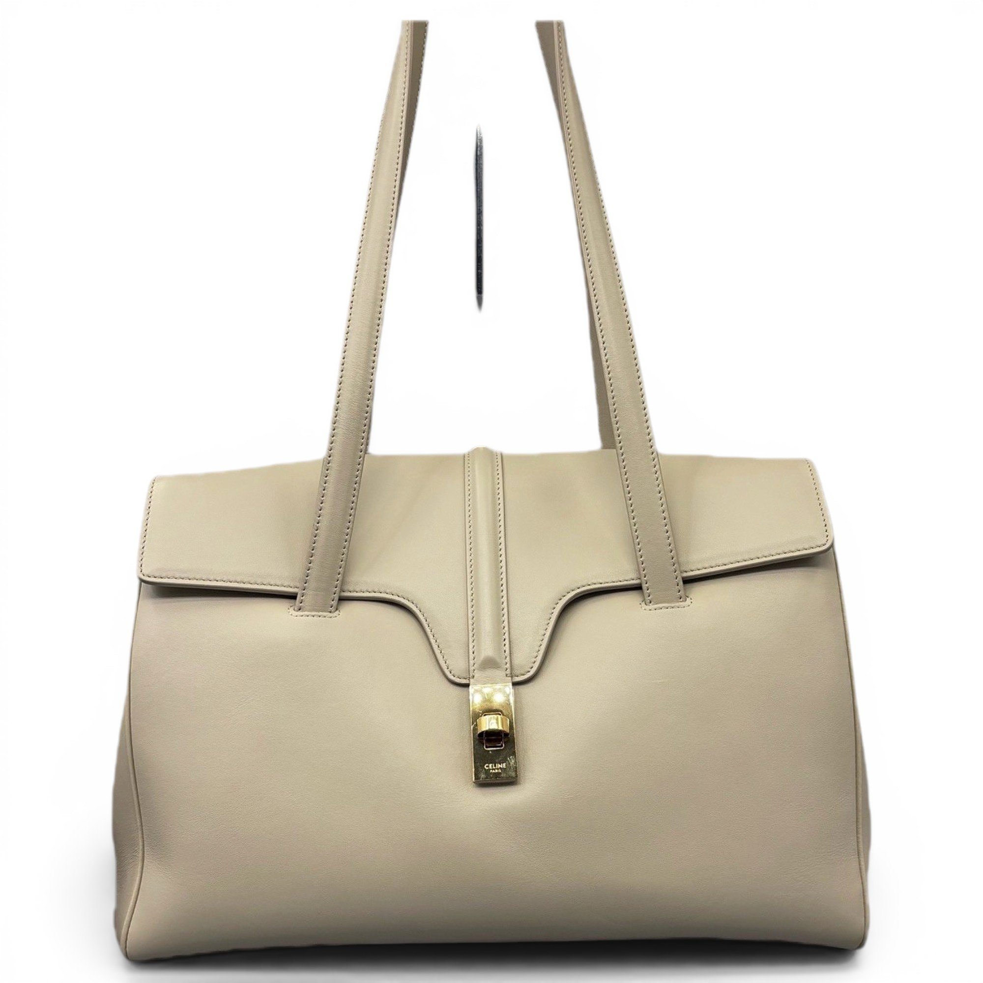 Sac 16 leather handbag