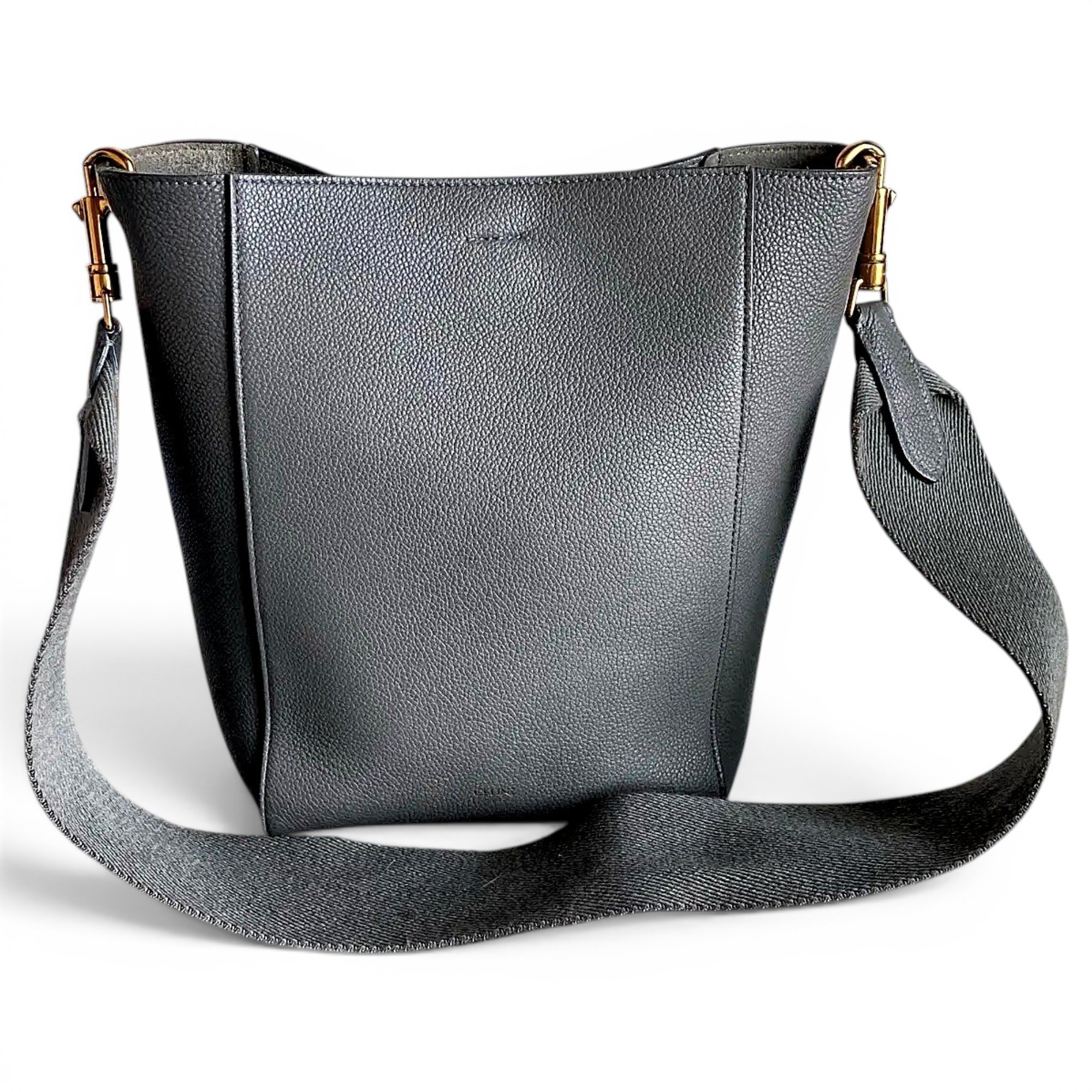Twisted leather tote
