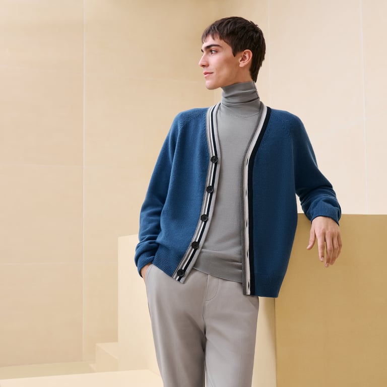 Cashmere "Rayures Asymetriques" Buttoned Cardigan