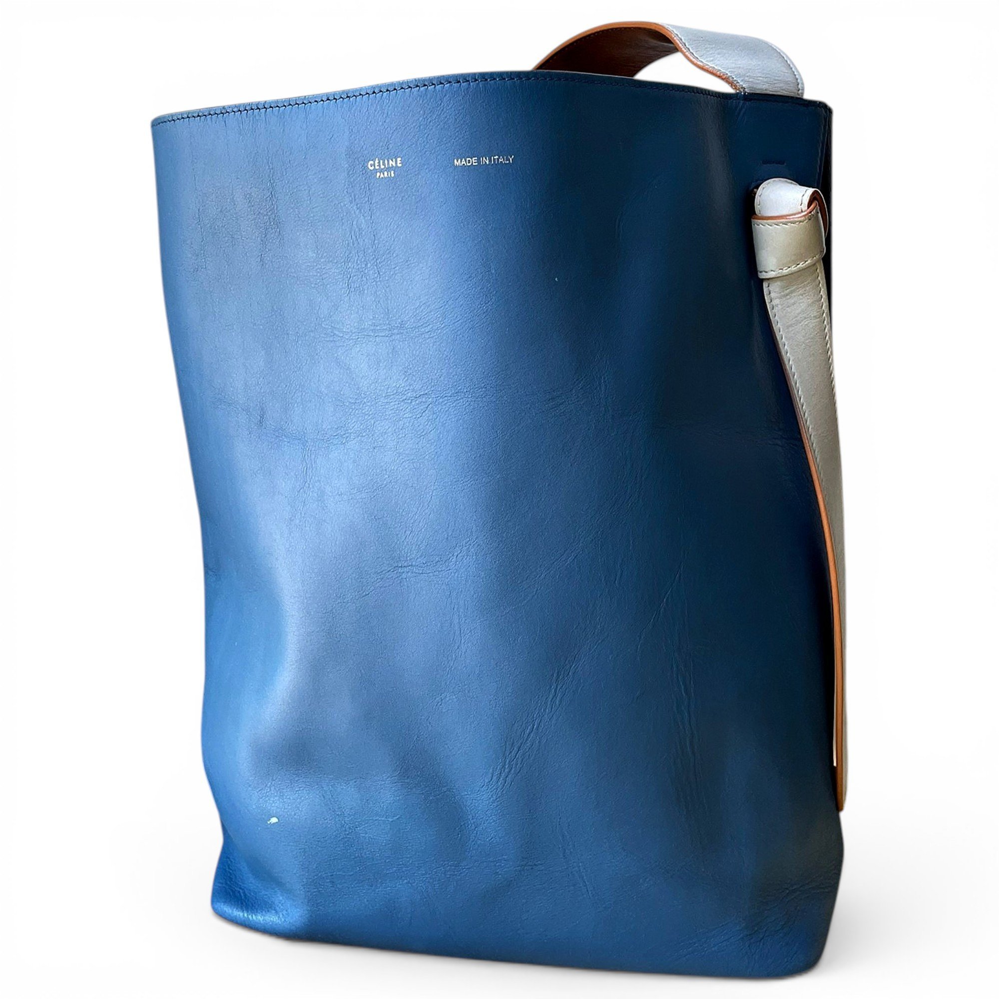 Twisted leather tote