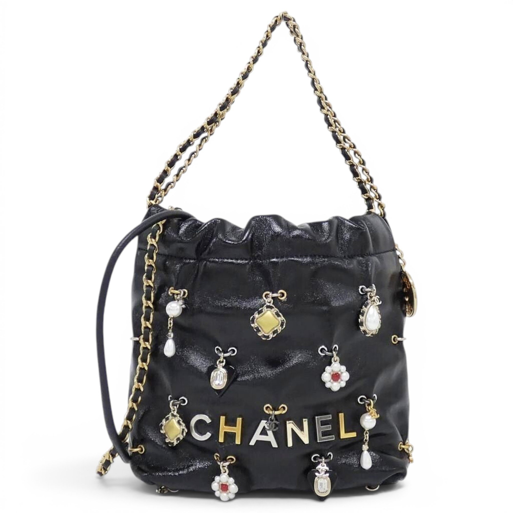 Chanel 22 leather handbag