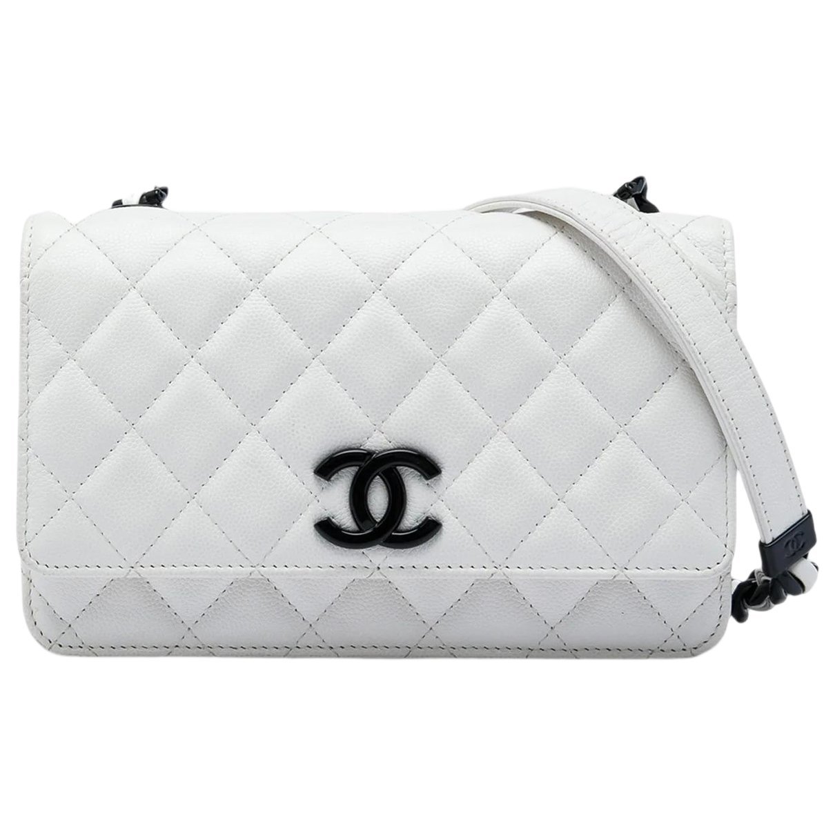 Wallet On Chain leather crossbody bag
